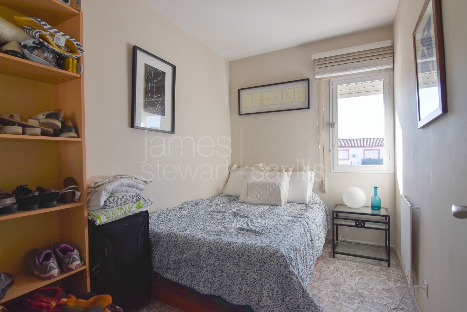 End of row townhouse close to all the amenities of Pueblo Nuevo de Guadiaro