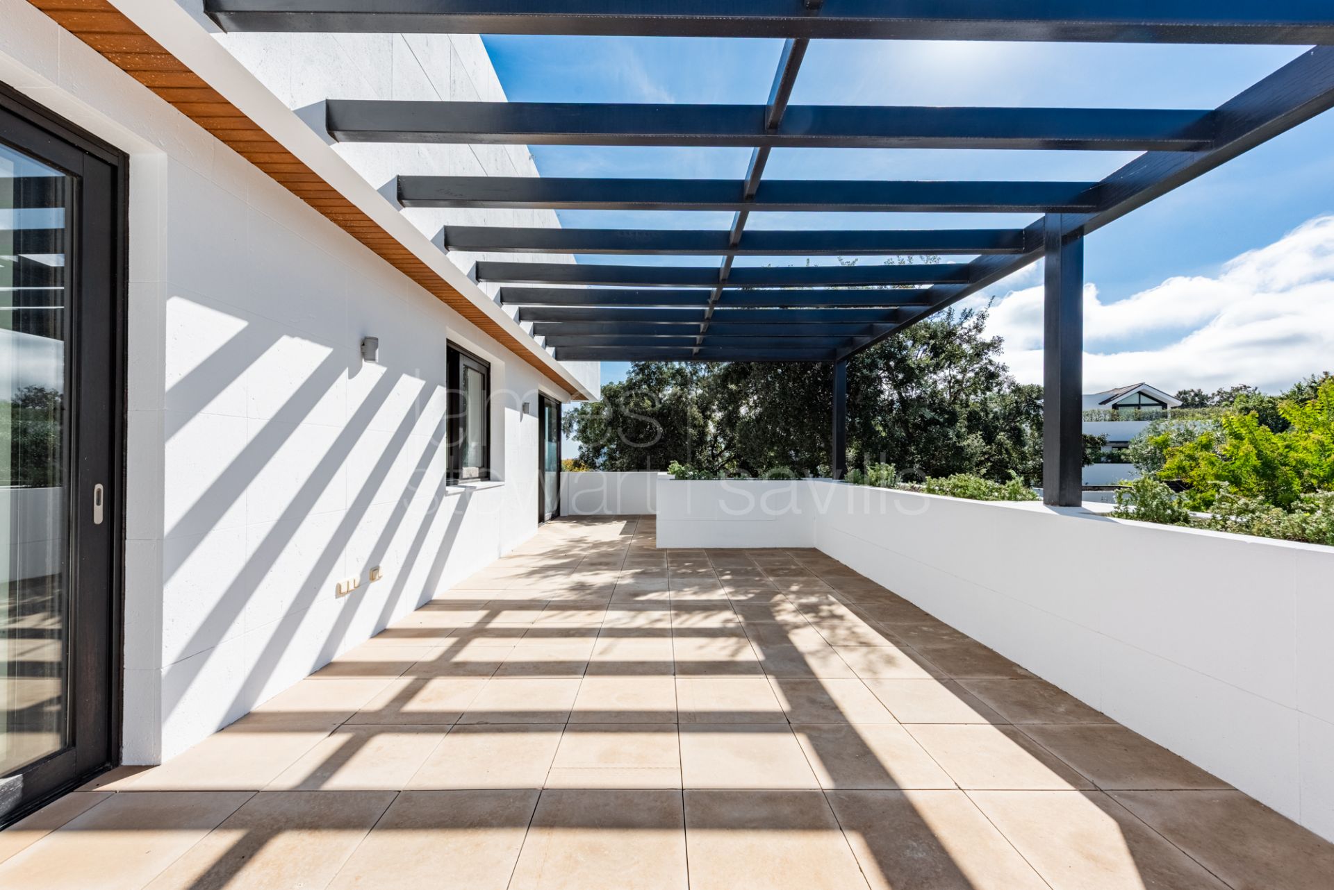 Ático Dúplex Espacioso con Amplias Terrazas en Hacienda Valderrama, Sotogrande