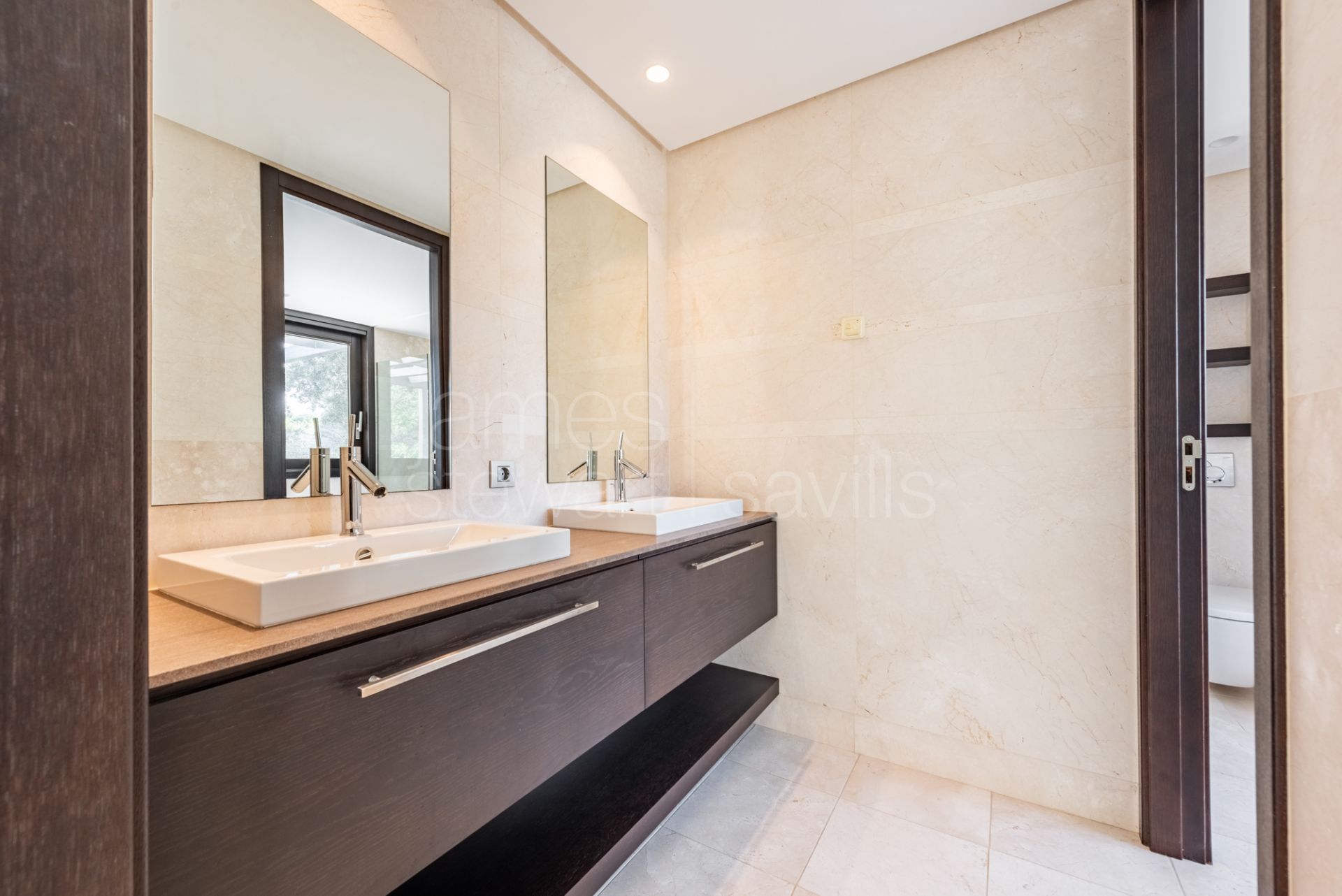 Ático Dúplex Espacioso con Amplias Terrazas en Hacienda Valderrama, Sotogrande