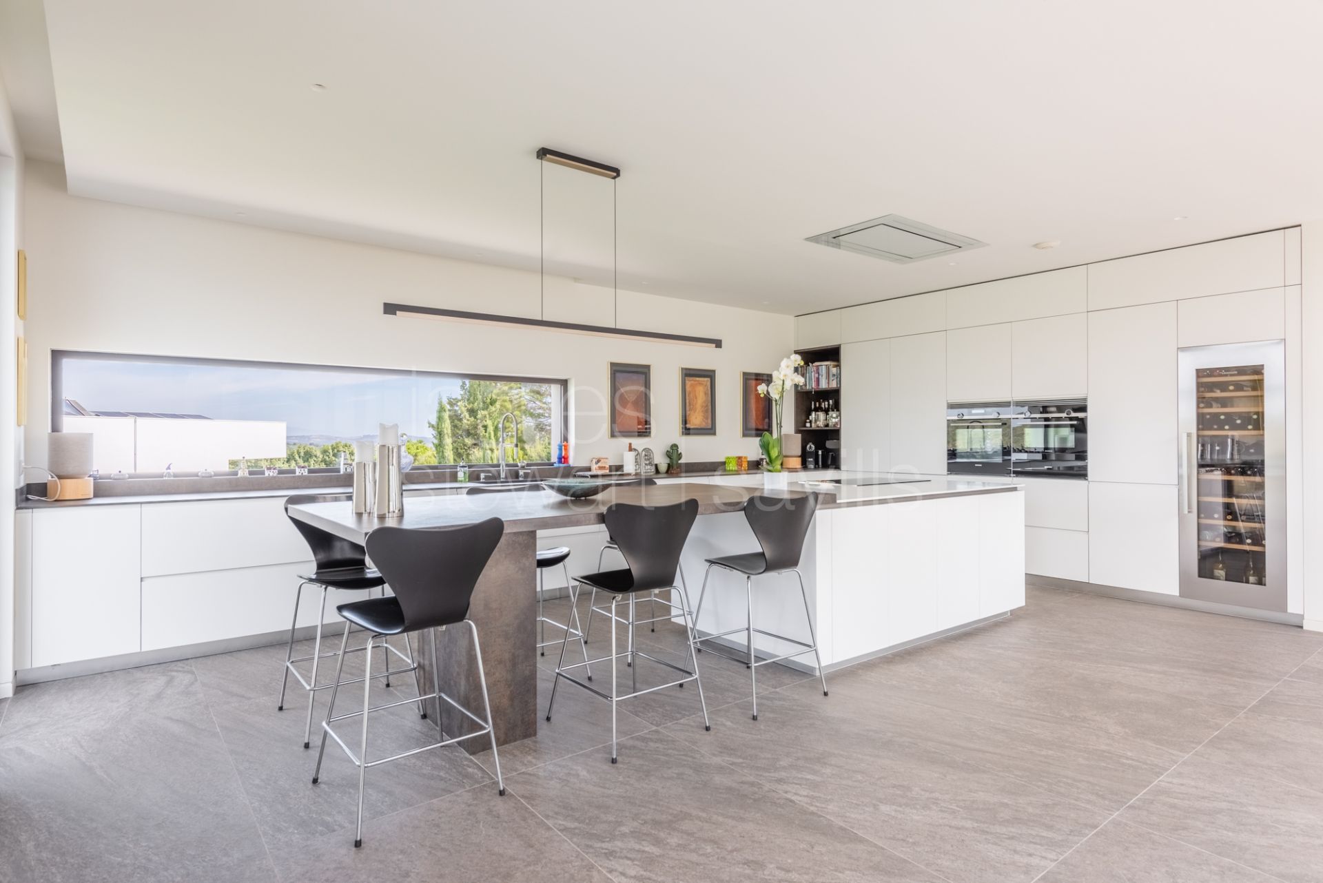 Villa with Golf Views in a Peaceful Cul-de-Sac, Almenara Area in Sotogrande