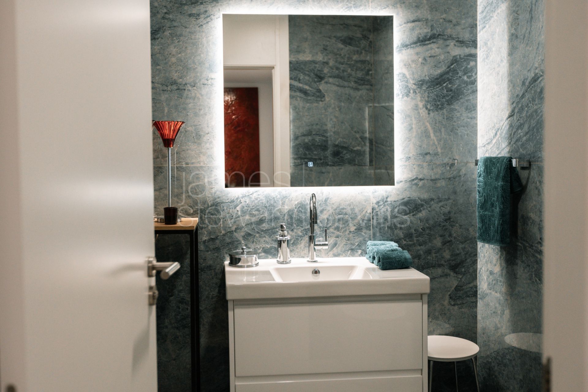 Superbly refurbished 3 bedroom garden apartment in La Reserva de Sotogrande