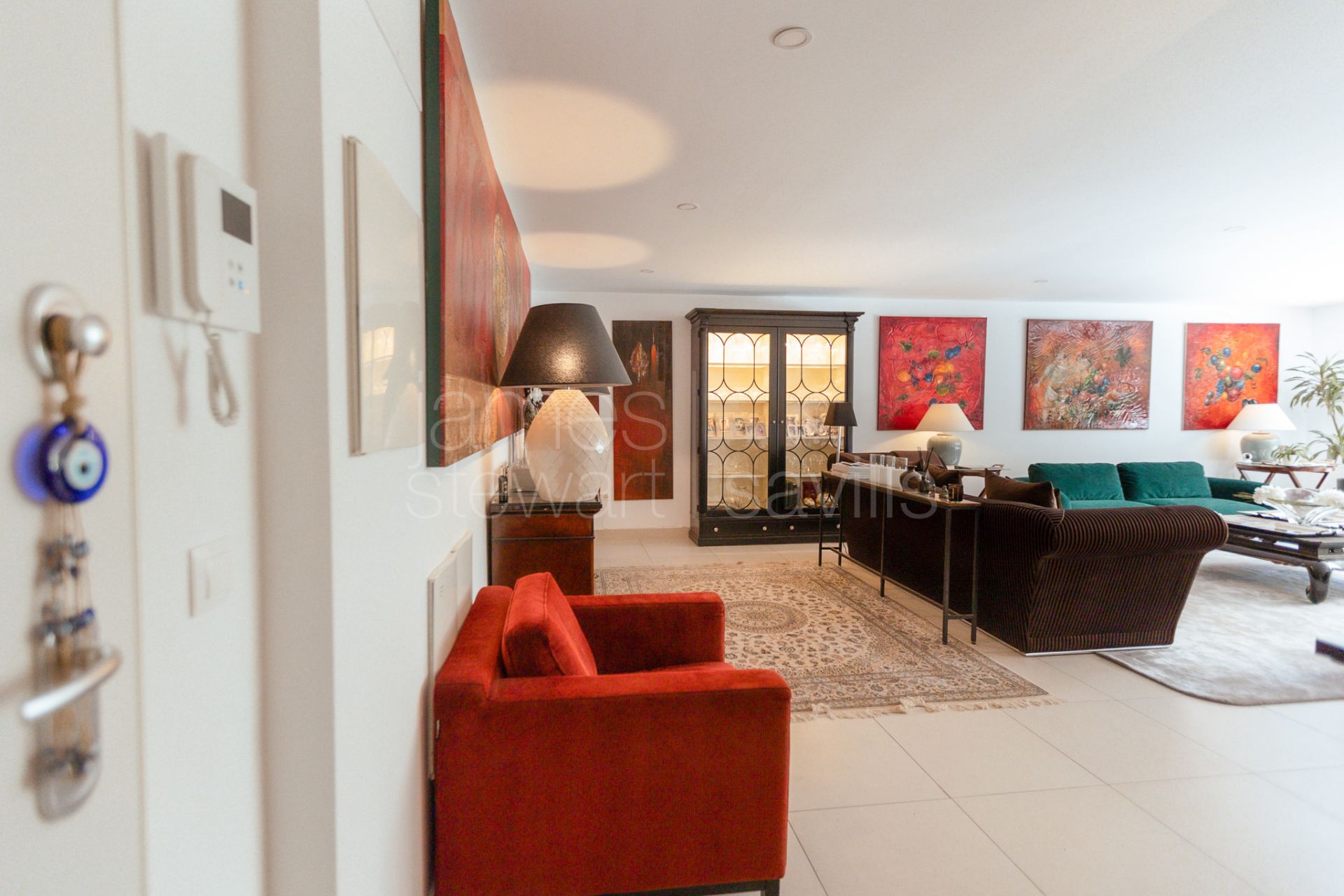 Superbly refurbished 3 bedroom garden apartment in La Reserva de Sotogrande