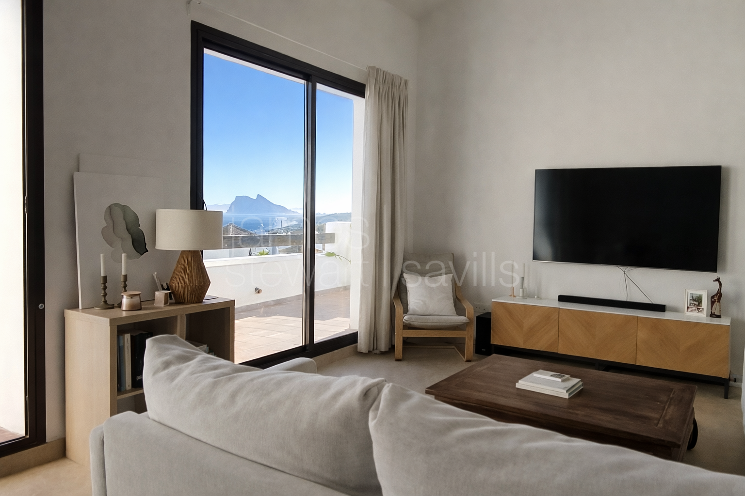 Penthouse with panoramic sea and Gibraltar views – Marina de Alcaidesa