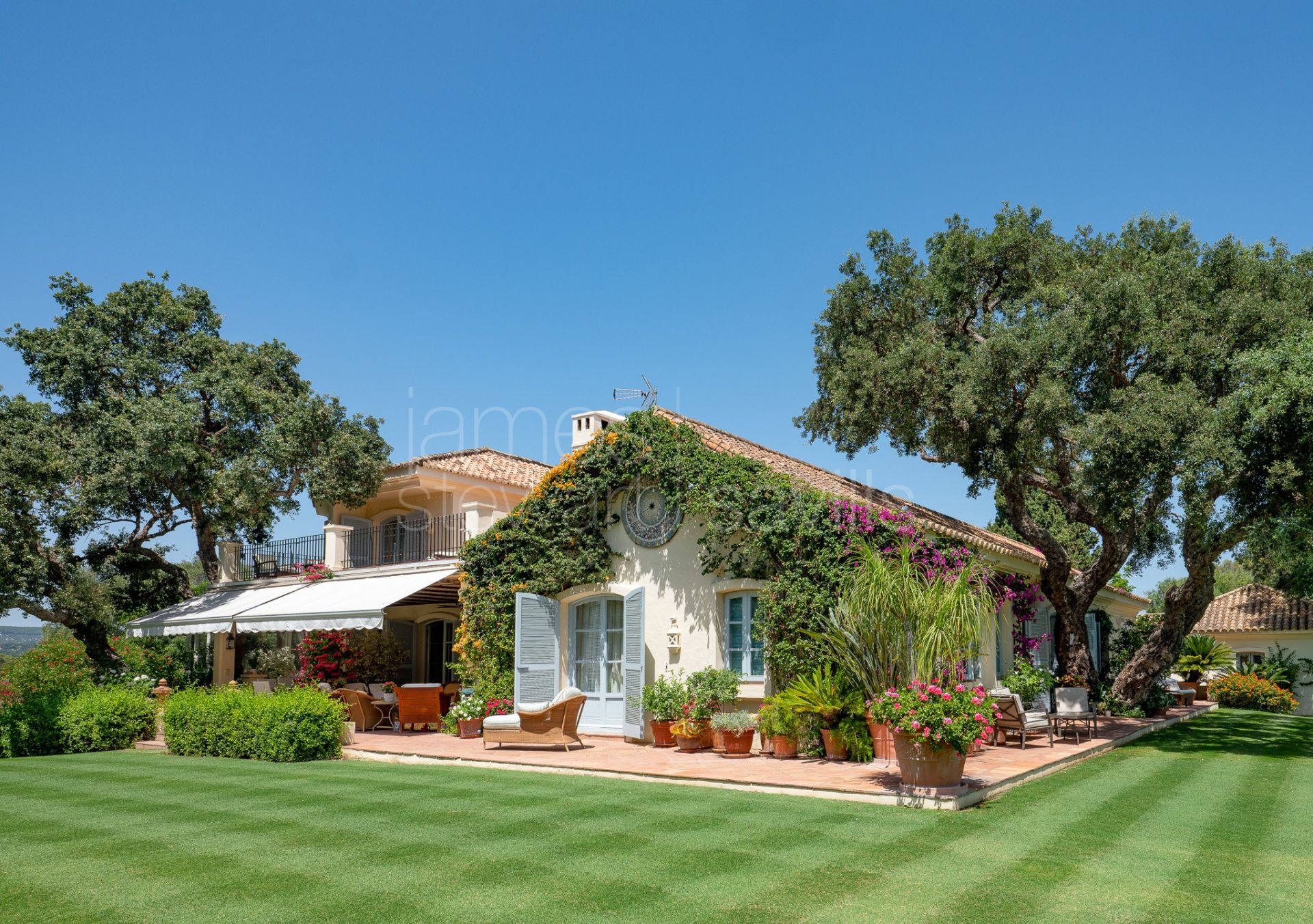 Absolutely charming Andalusian cortijo in Sotogrande Costa minutes from the beach