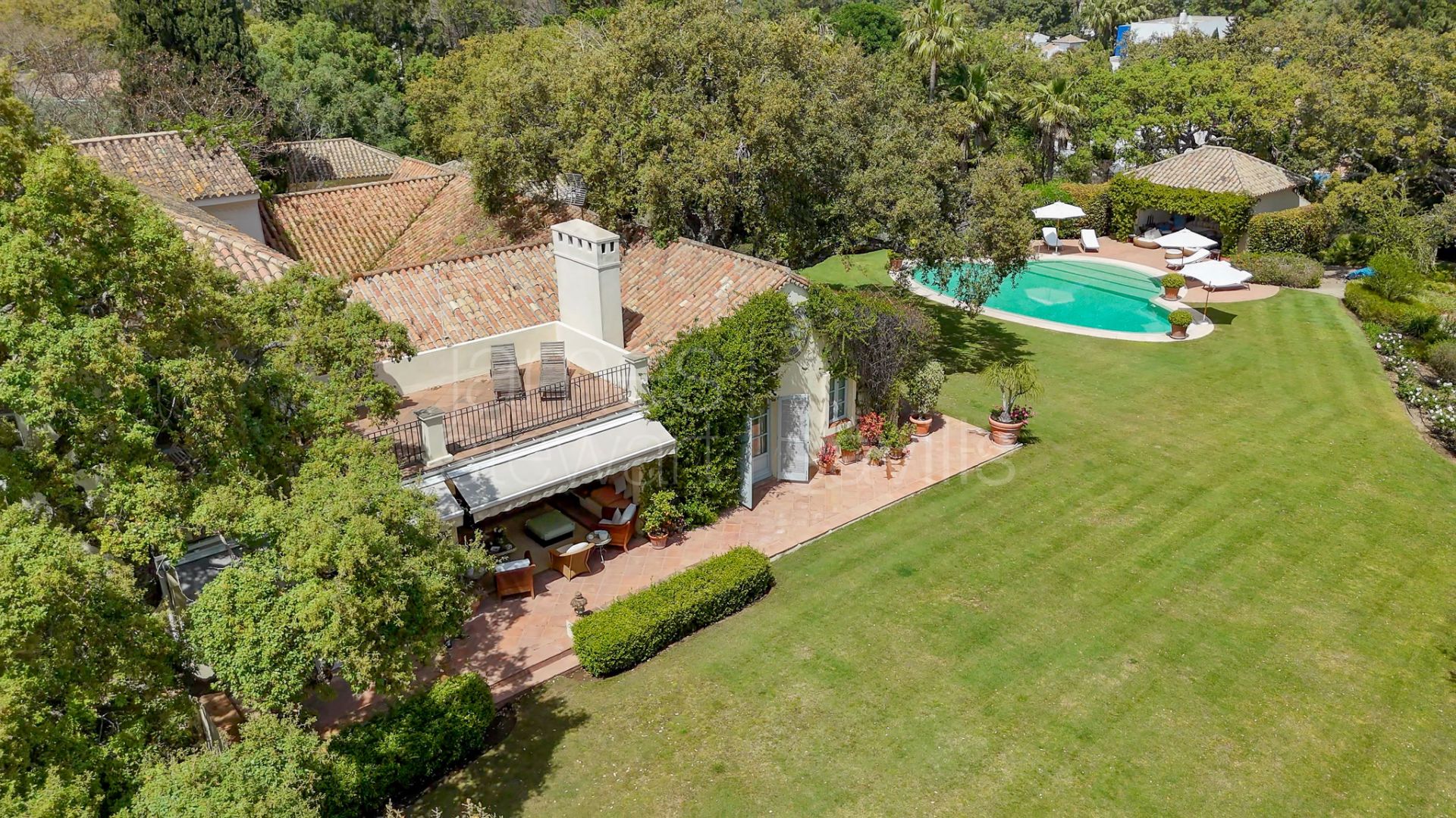 Absolutely charming Andalusian cortijo in Sotogrande Costa minutes from the beach