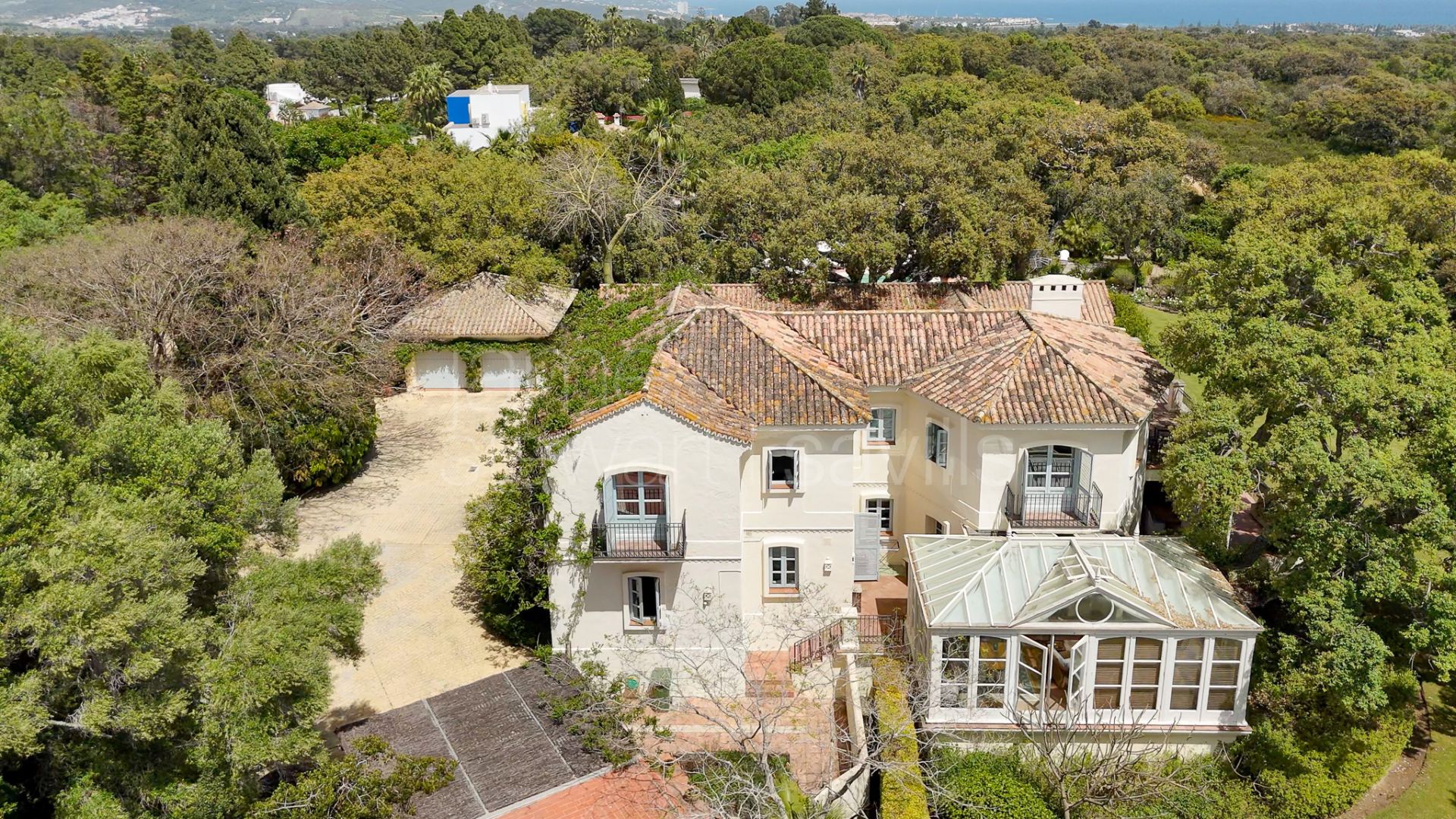 Absolutely charming Andalusian cortijo in Sotogrande Costa minutes from the beach