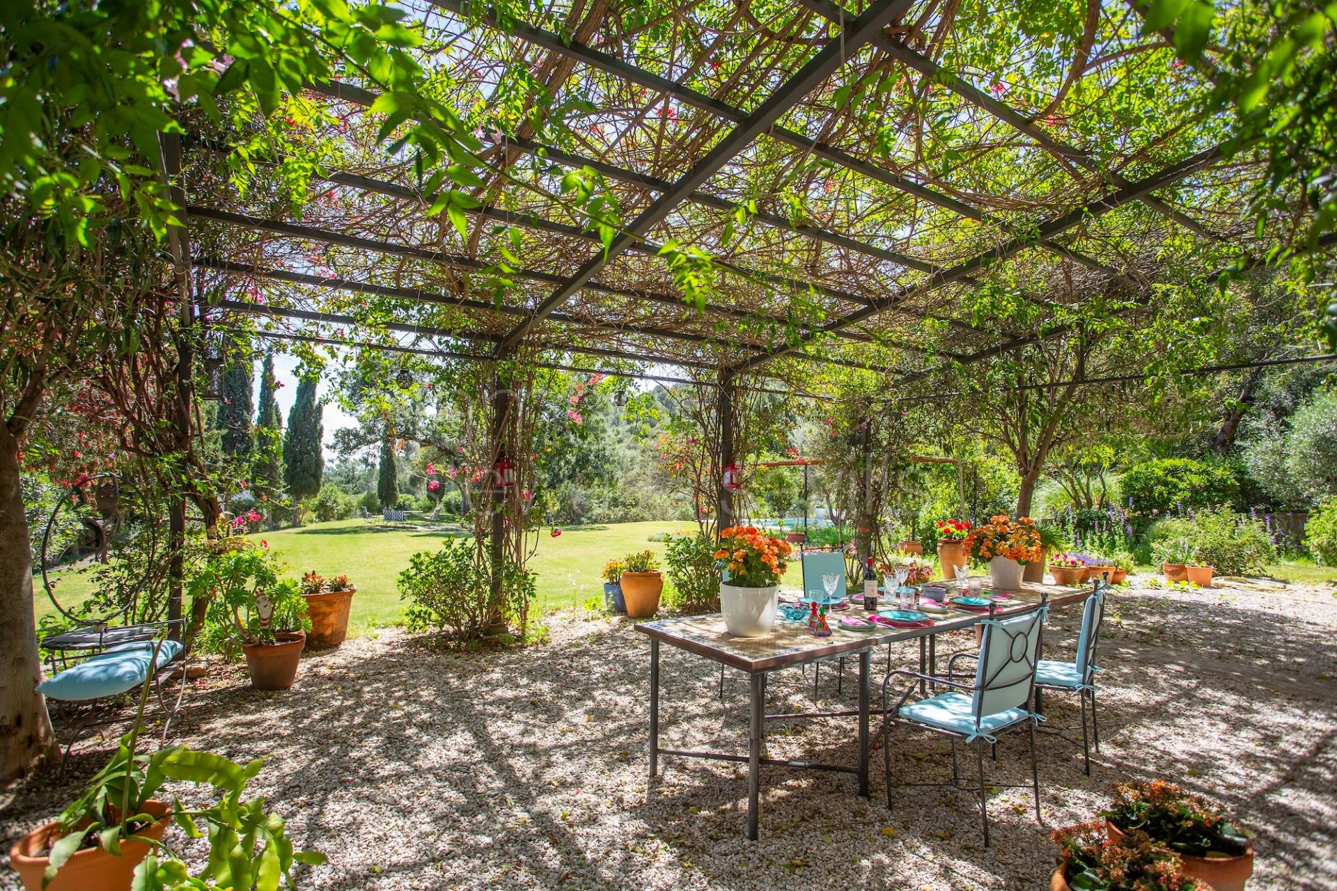 Finca en Venta en Gaucín | Piscina, 7 Dormitorios, EPC A