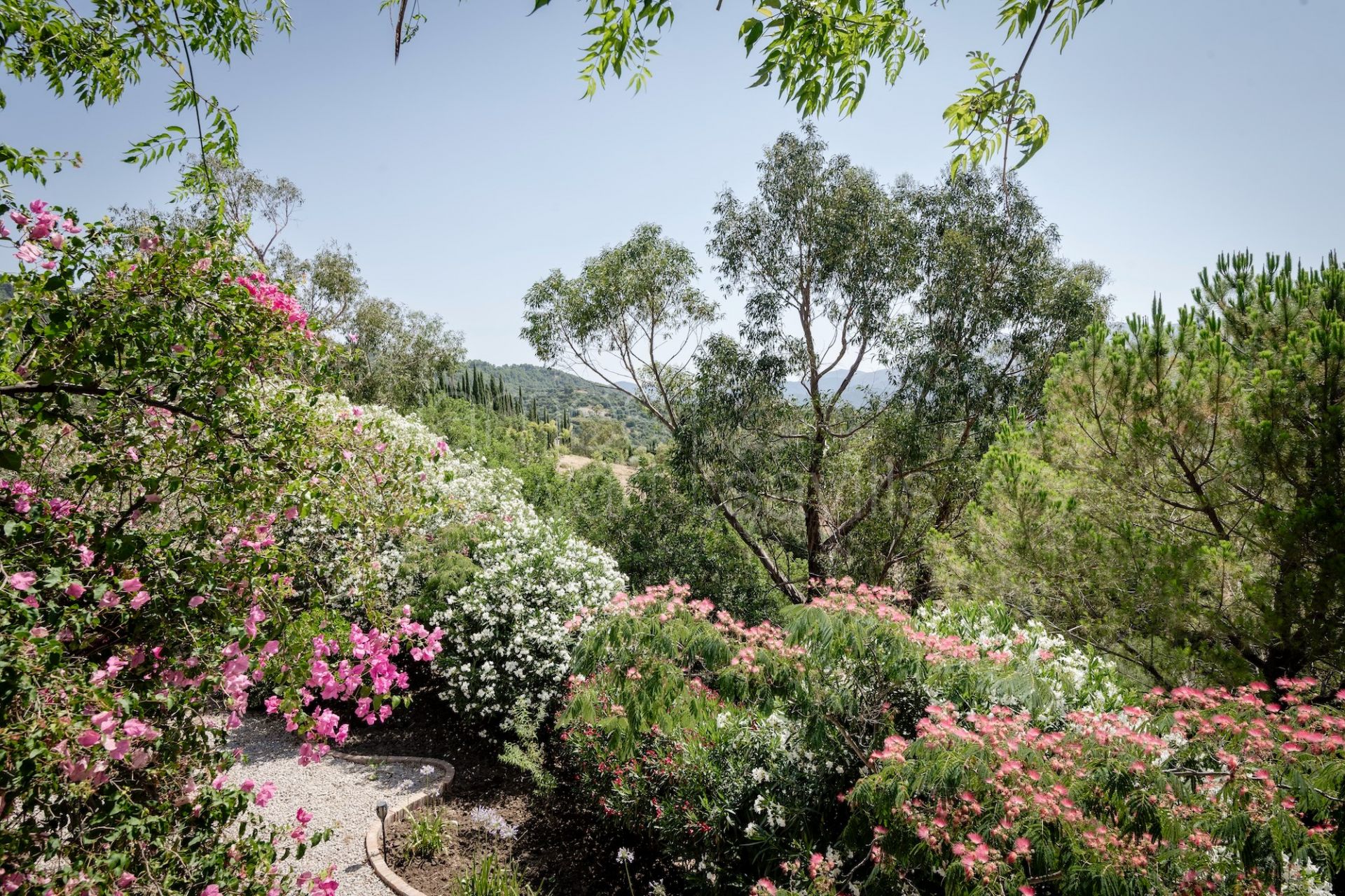 Finca en Venta en Gaucín | Piscina, 7 Dormitorios, EPC A