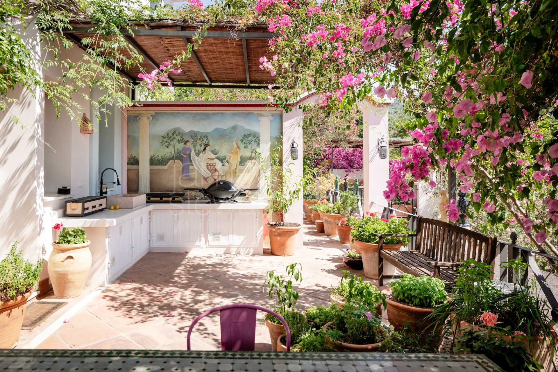 Finca en Venta en Gaucín | Piscina, 7 Dormitorios, EPC A