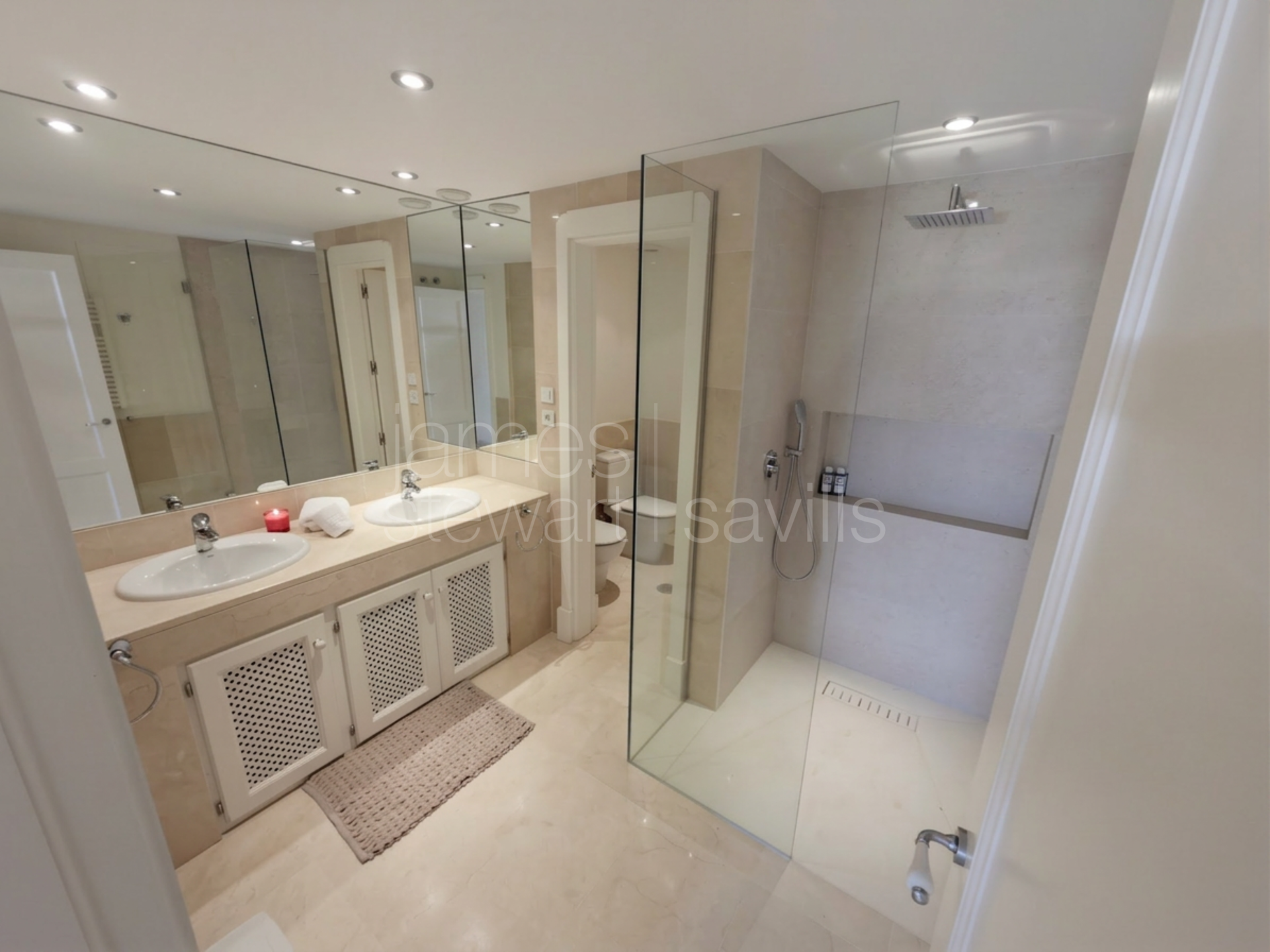Renovated Marina Apartment in Ribera del Gurami, Sotogrande