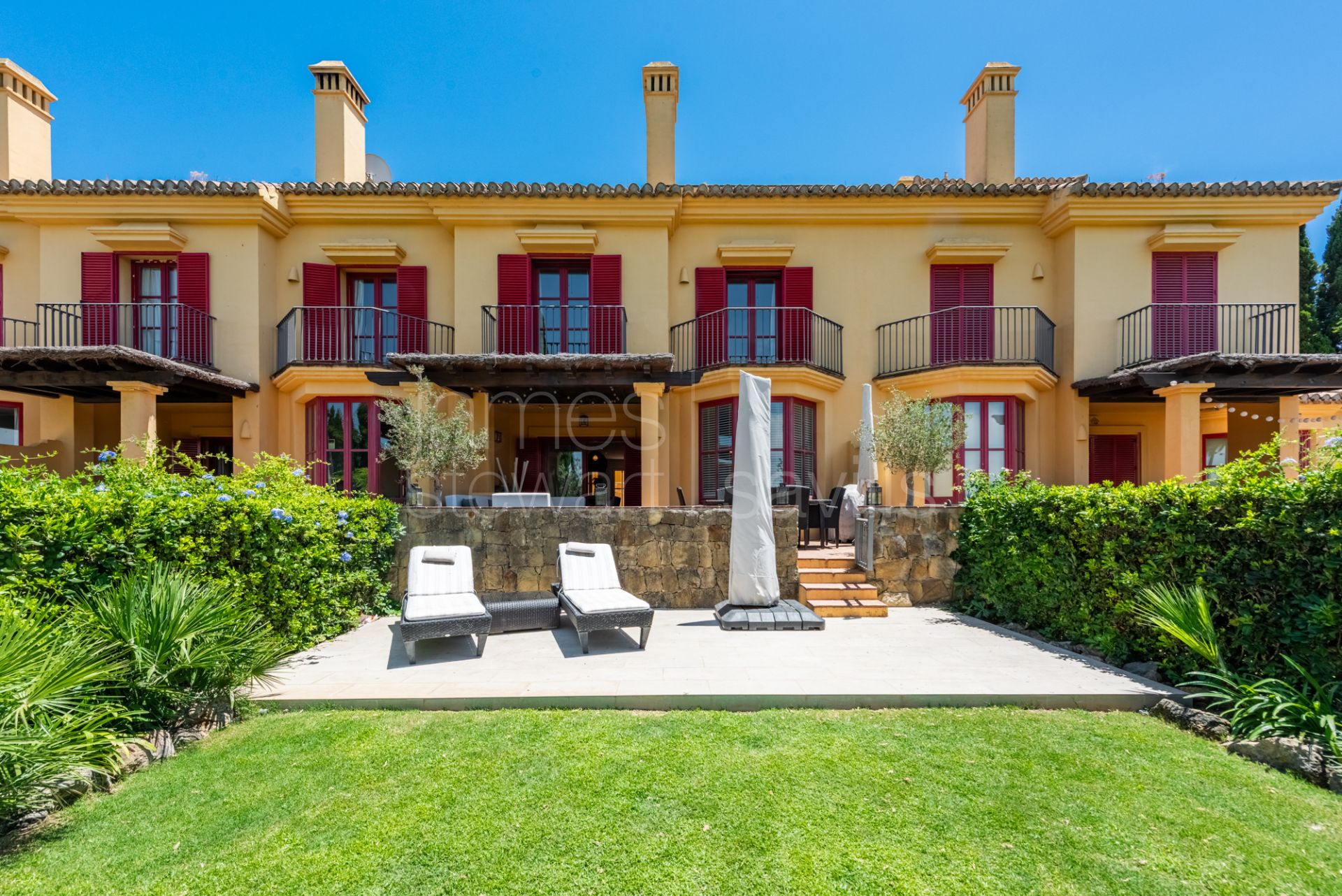 Adosado junto al golf en Los Cármenes de Almenara, Sotogrande Alto