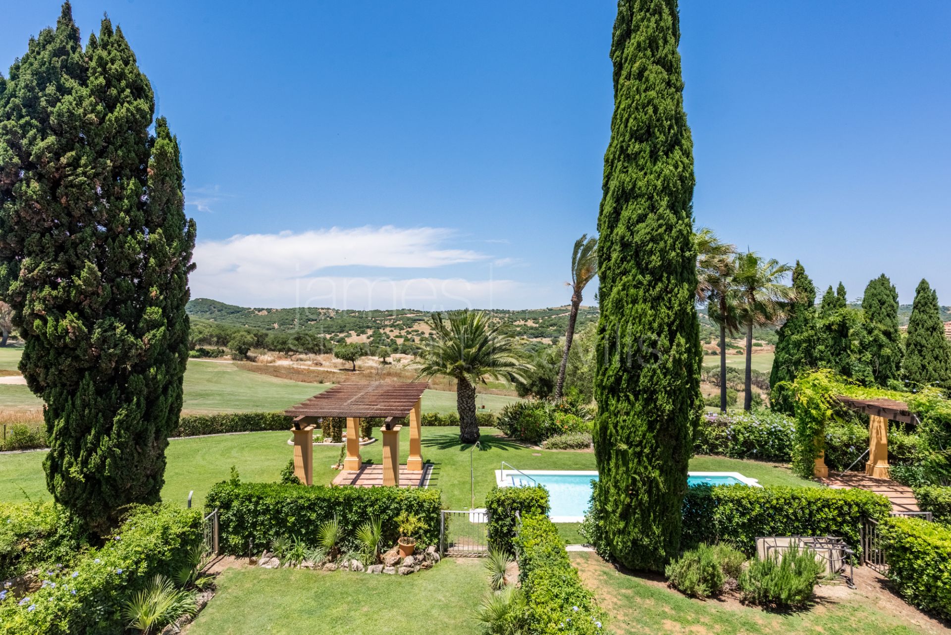 Adosado junto al golf en Los Cármenes de Almenara, Sotogrande Alto