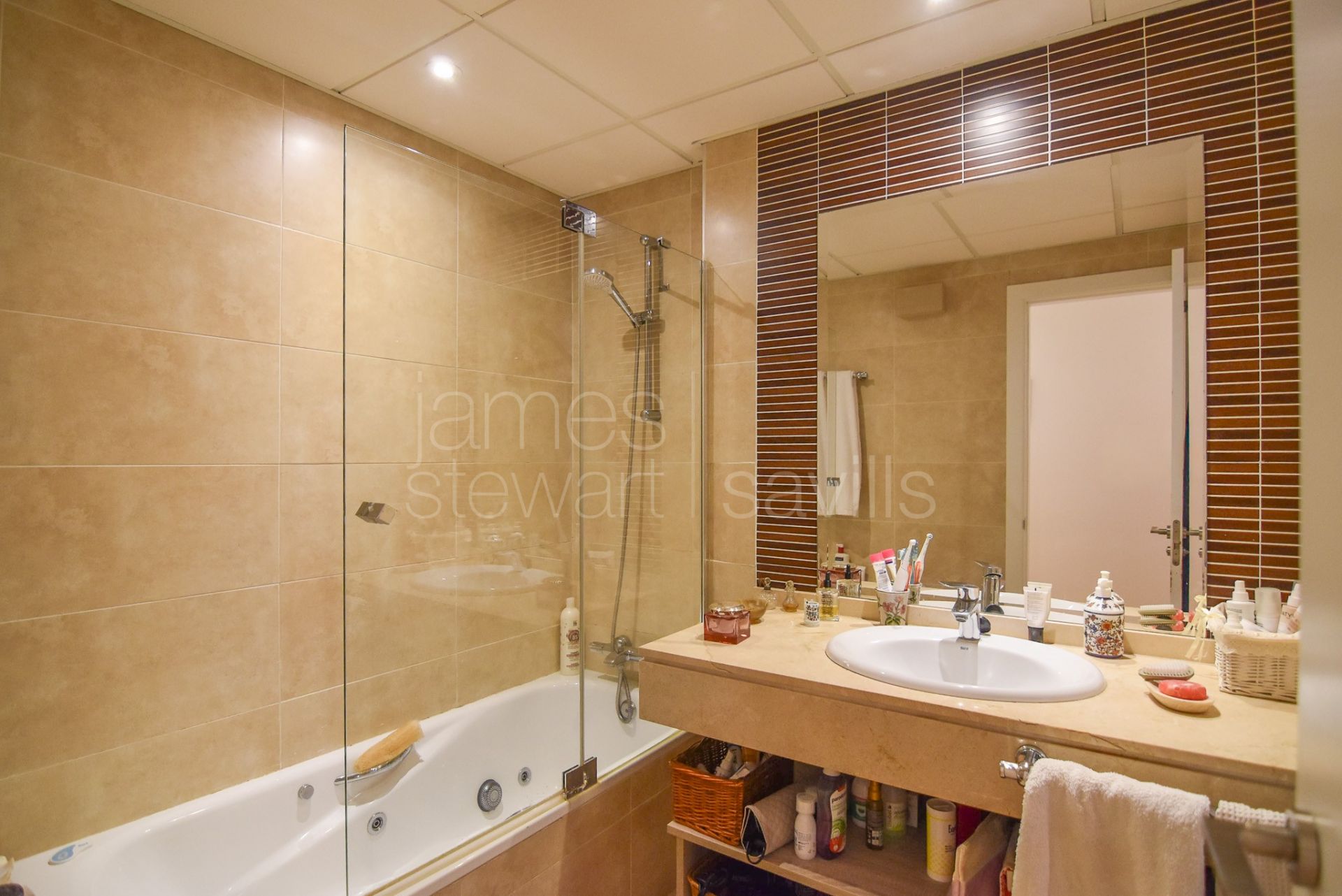 Apartamento de 3 dormitorios en La Mesana, un paso de todos los comercios de la zona