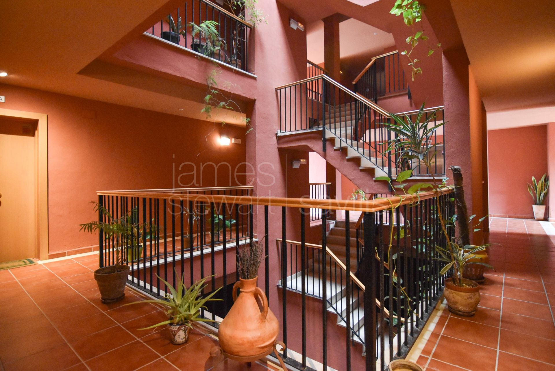 Apartamento de 3 dormitorios en La Mesana, un paso de todos los comercios de la zona