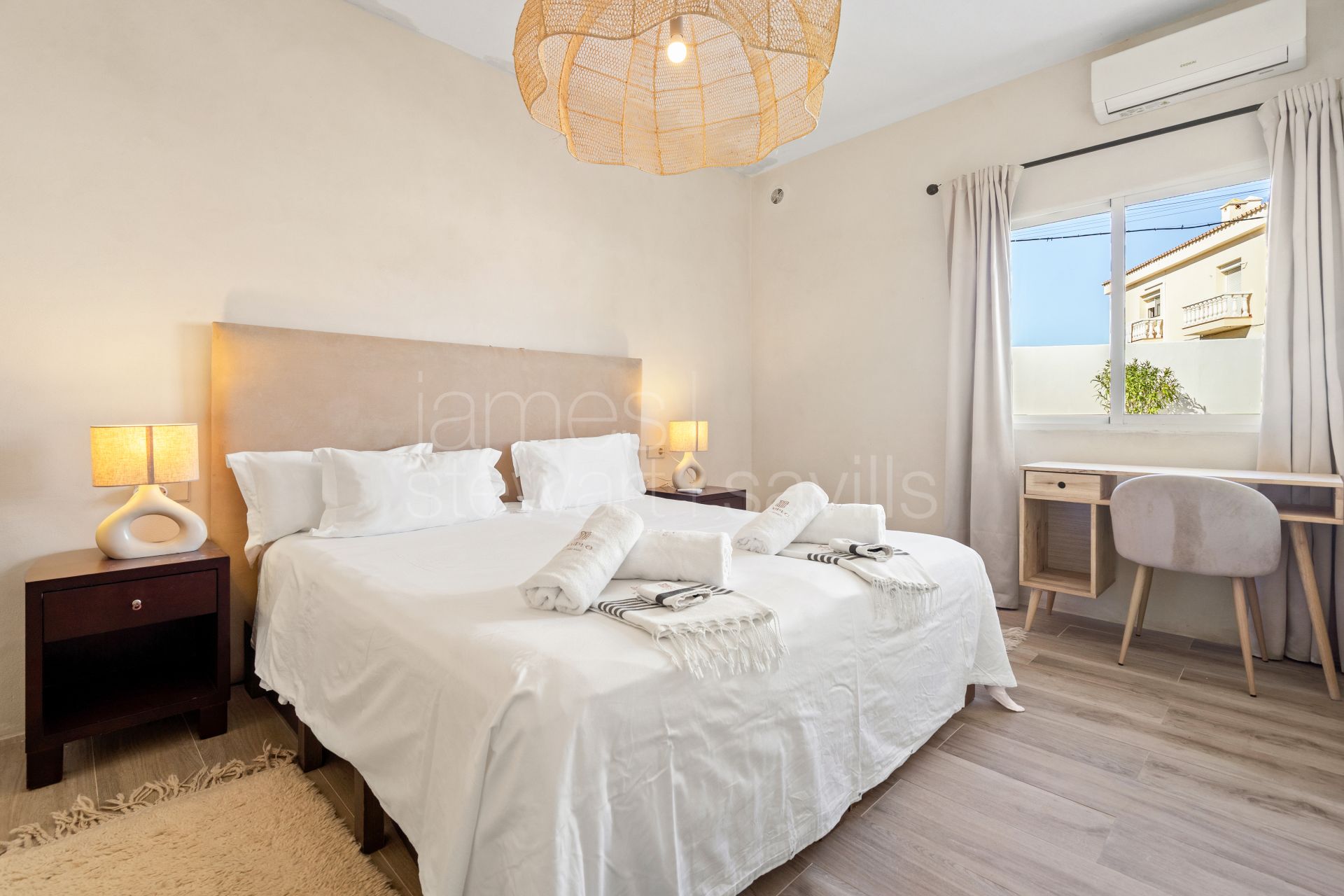 Rare opportunity to aquire a frontline beach boutique hotel