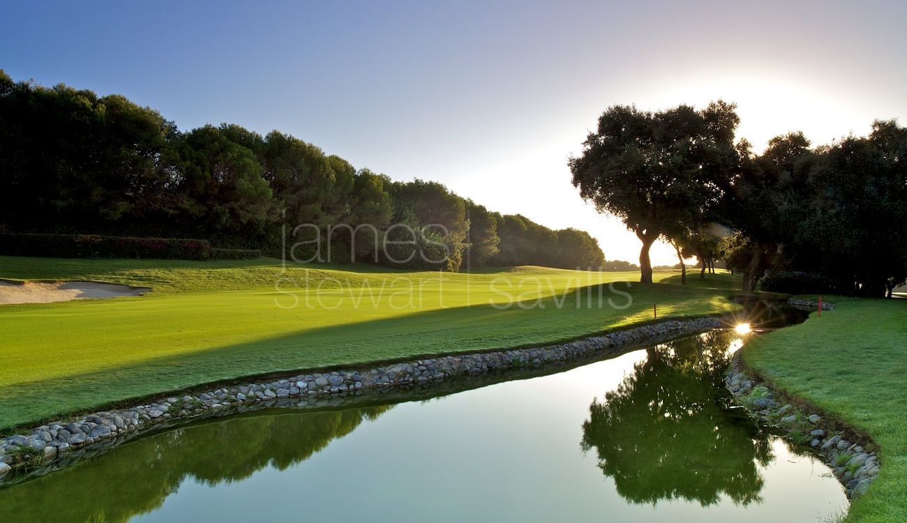 Plot for Sale in Sotogrande Alto with Valderrama Golf Views