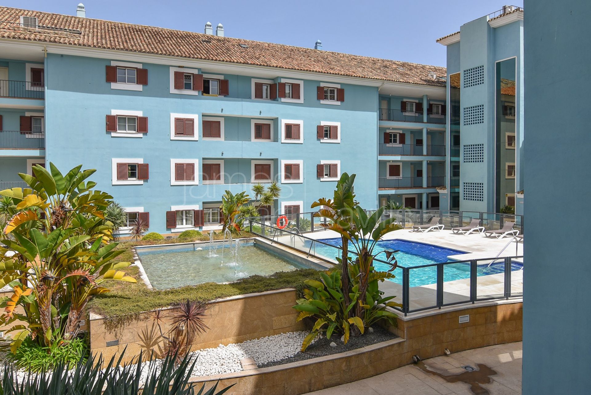 Spacious 3 bedroom apartment in La Marina de Sotogrande
