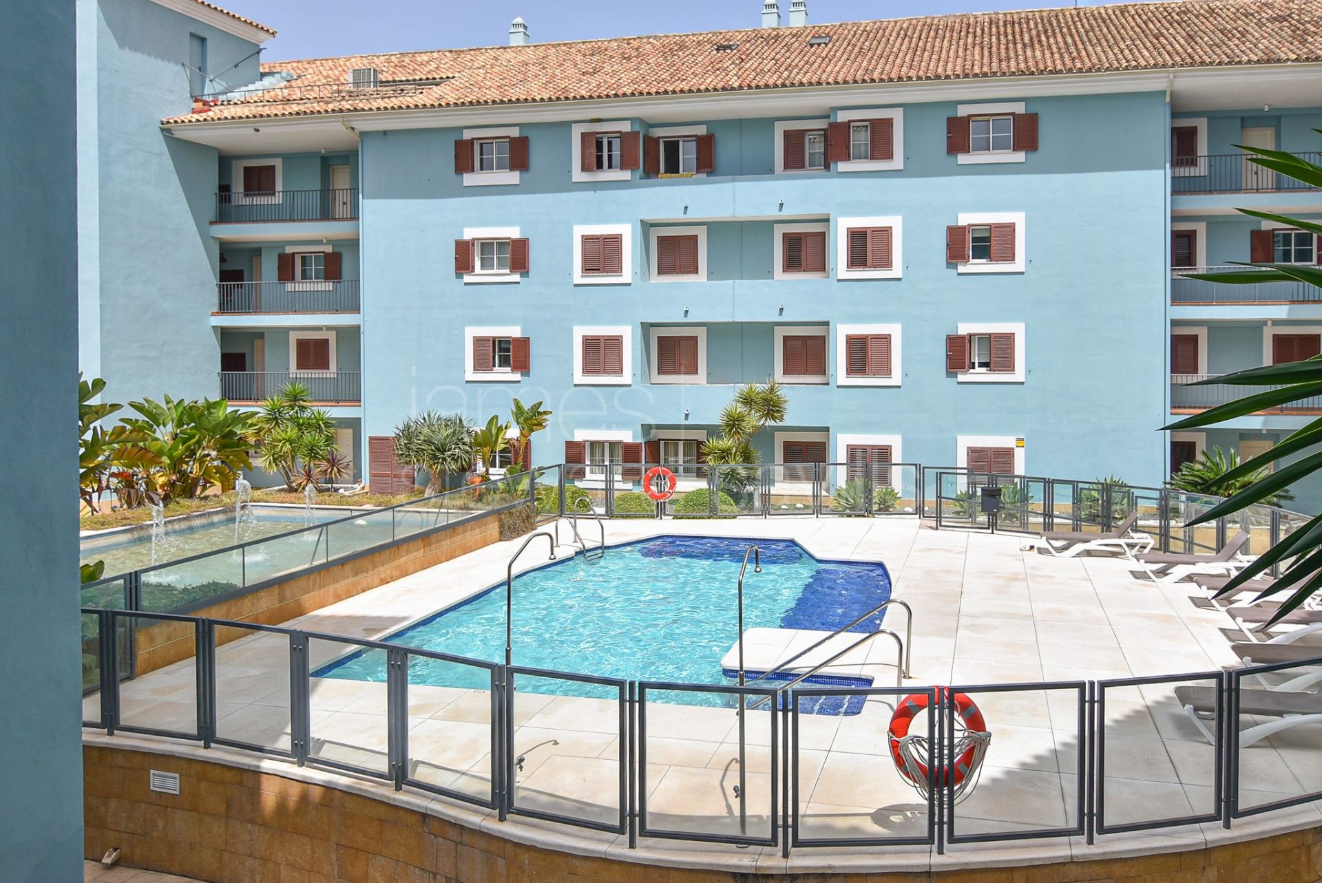 Spacious 3 bedroom apartment in La Marina de Sotogrande