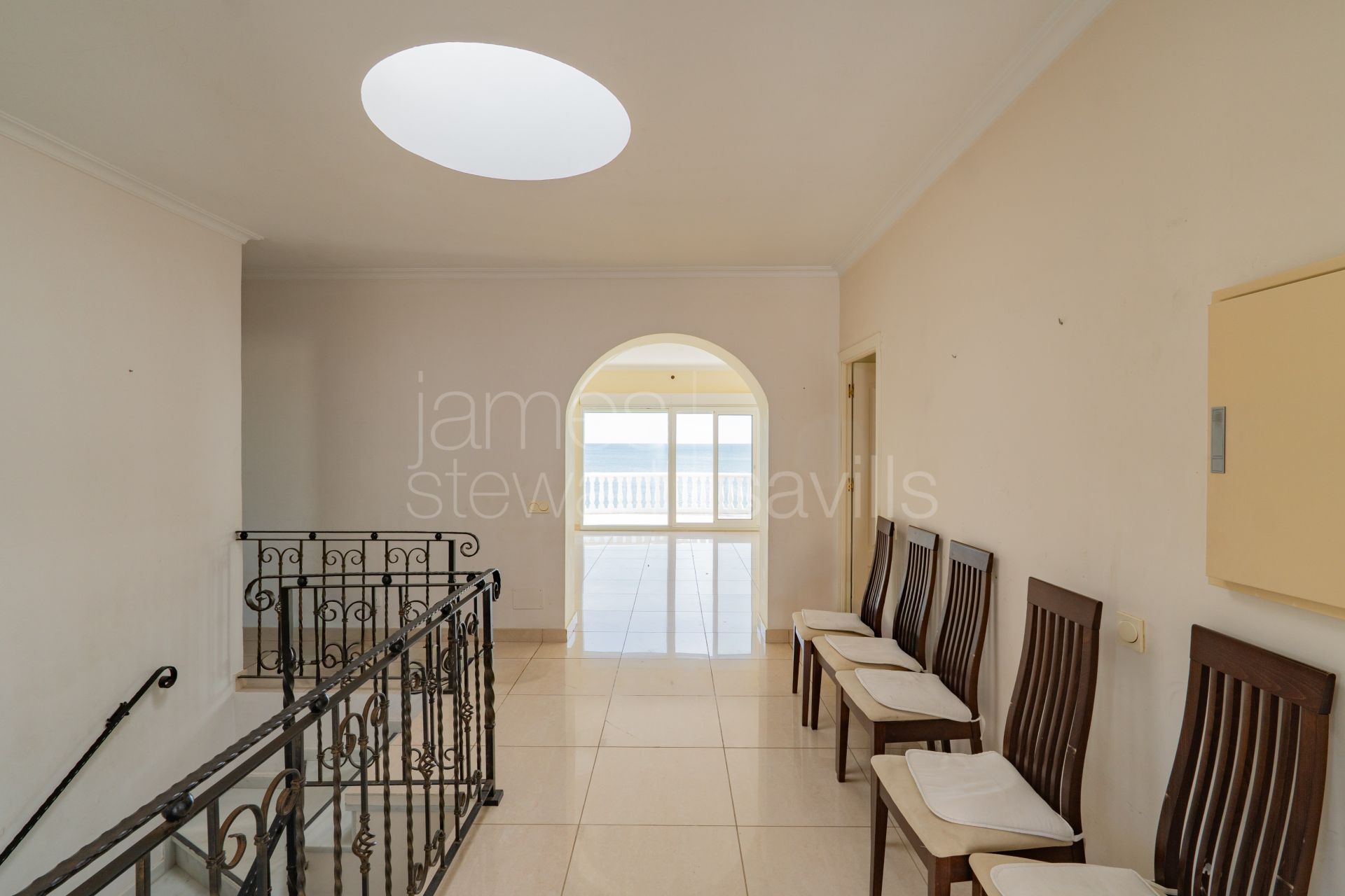 Sea View Villa with Private Beach Access in Torreguadiaro