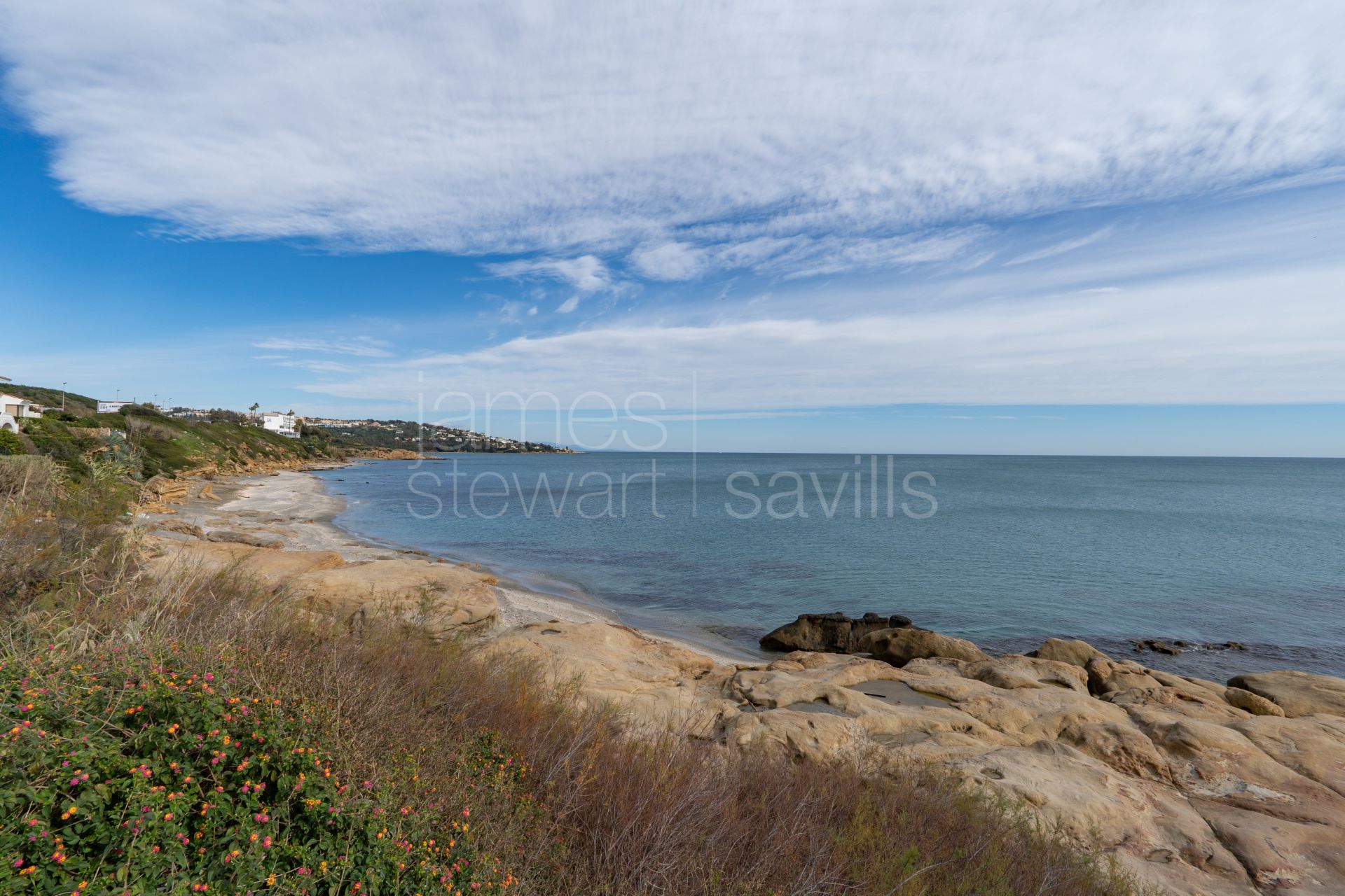 Sea View Villa with Private Beach Access in Torreguadiaro