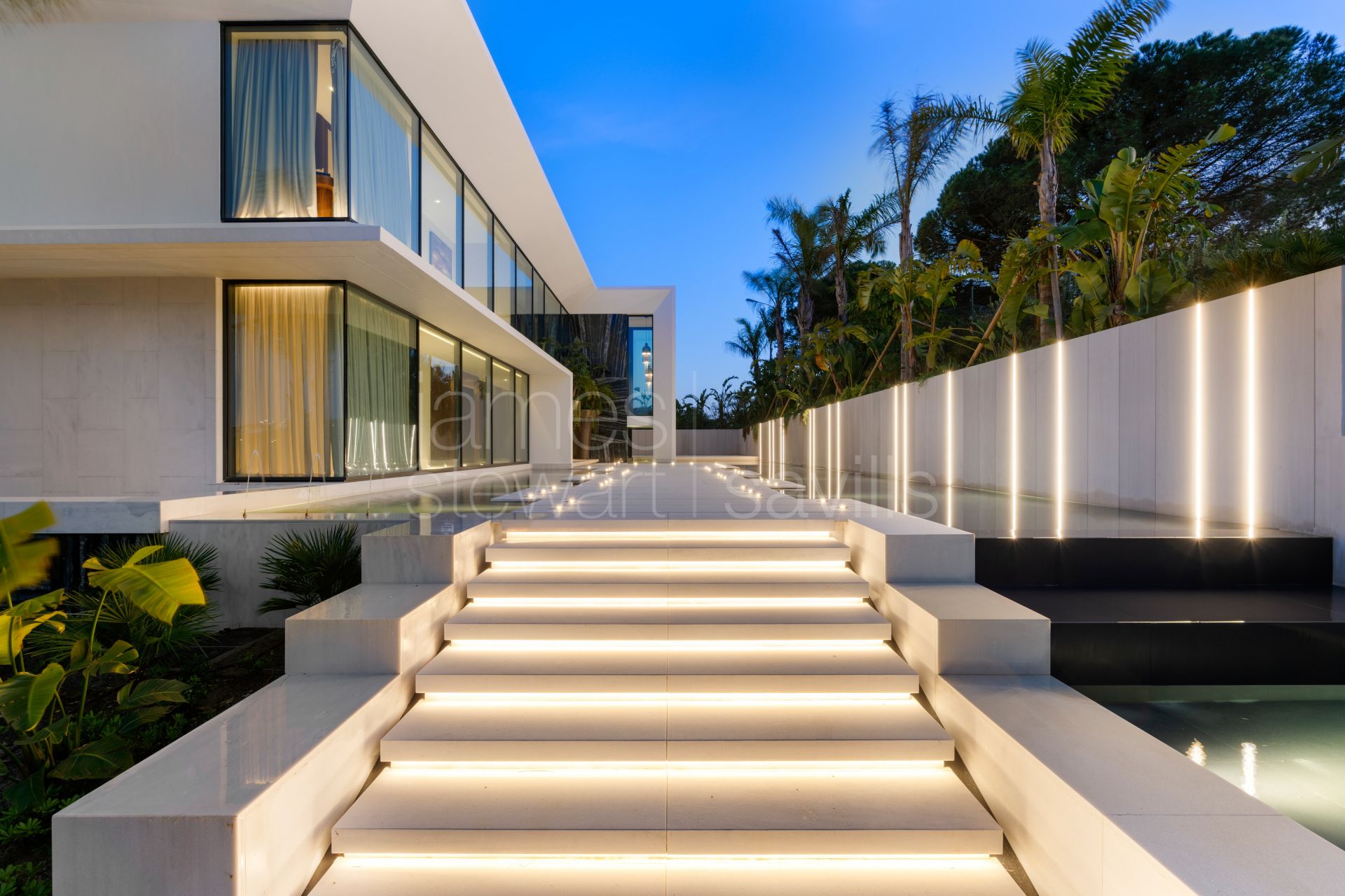 Contemporary Villa with Sea and Golf Views in La Reserva, Sotogrande