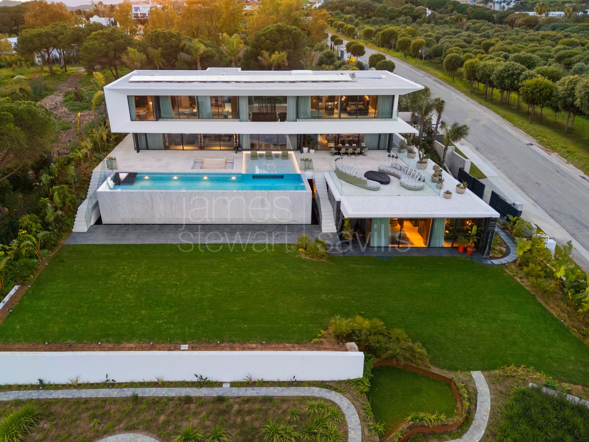 Contemporary Villa with Sea and Golf Views in La Reserva, Sotogrande