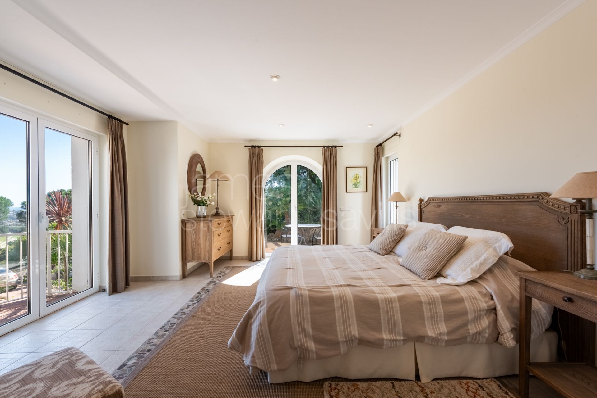 Lovely family home with sea views close to SO/ Sotogrande hotel