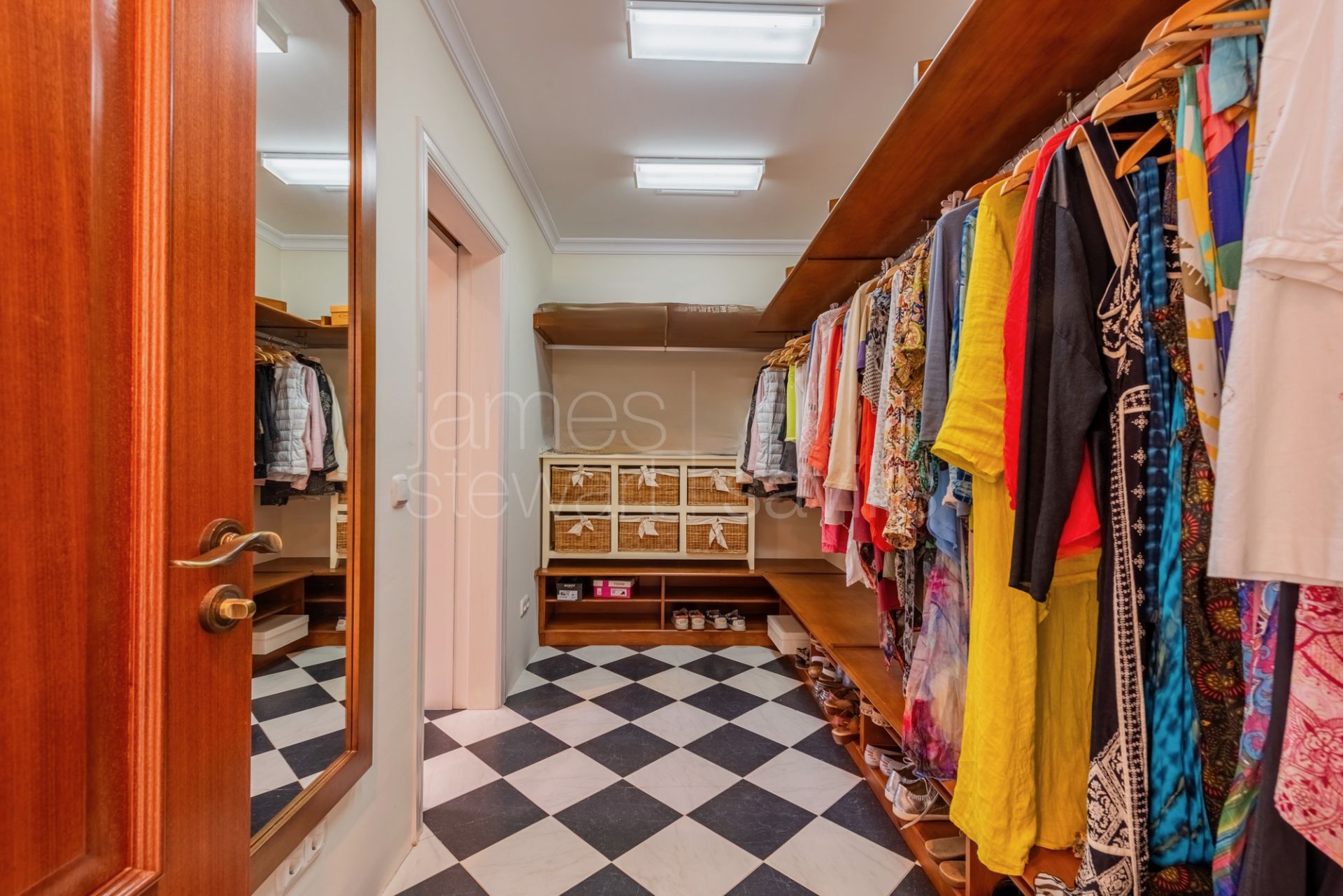 Lovely family home with sea views close to SO/ Sotogrande hotel