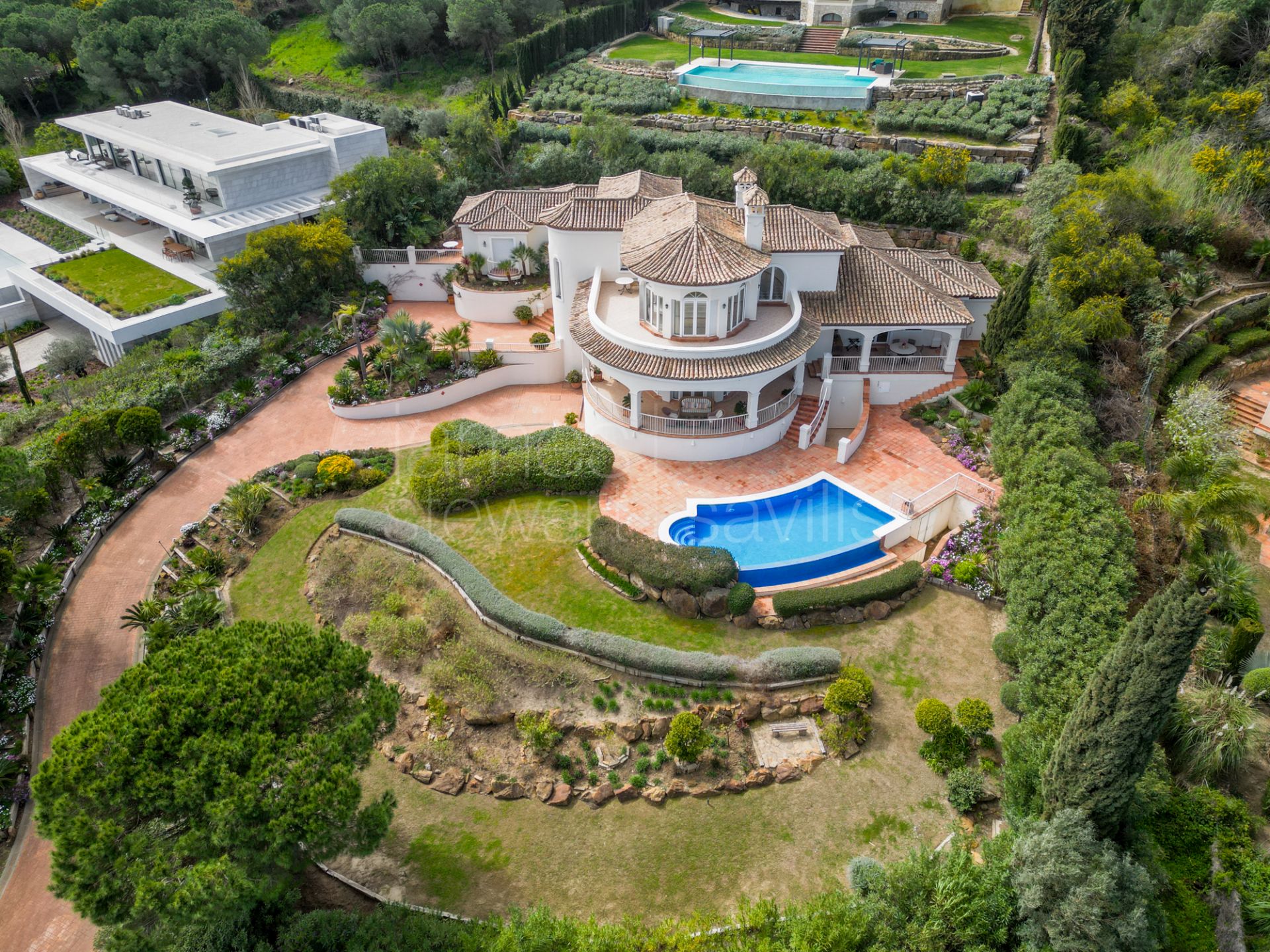 Lovely family home with sea views close to SO/ Sotogrande hotel