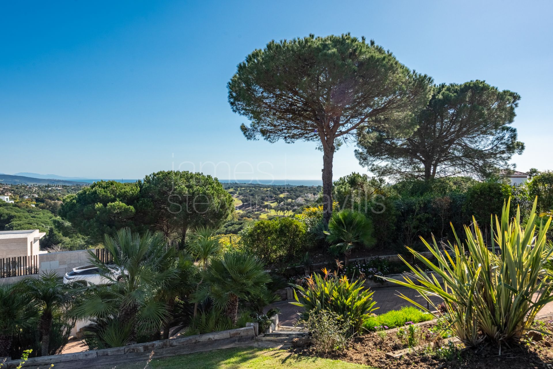 Lovely family home with sea views close to SO/ Sotogrande hotel