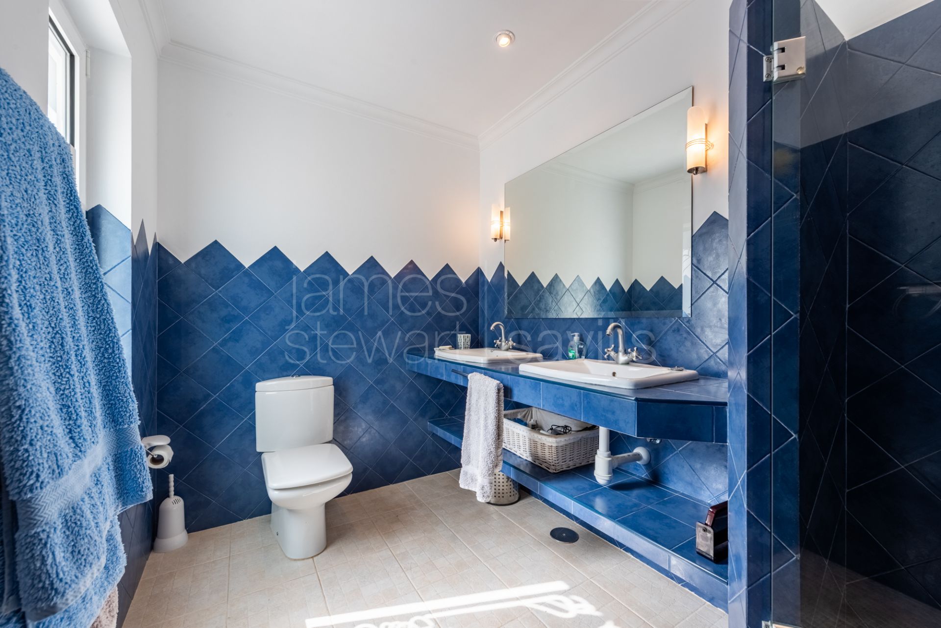 Lovely family home with sea views close to SO/ Sotogrande hotel