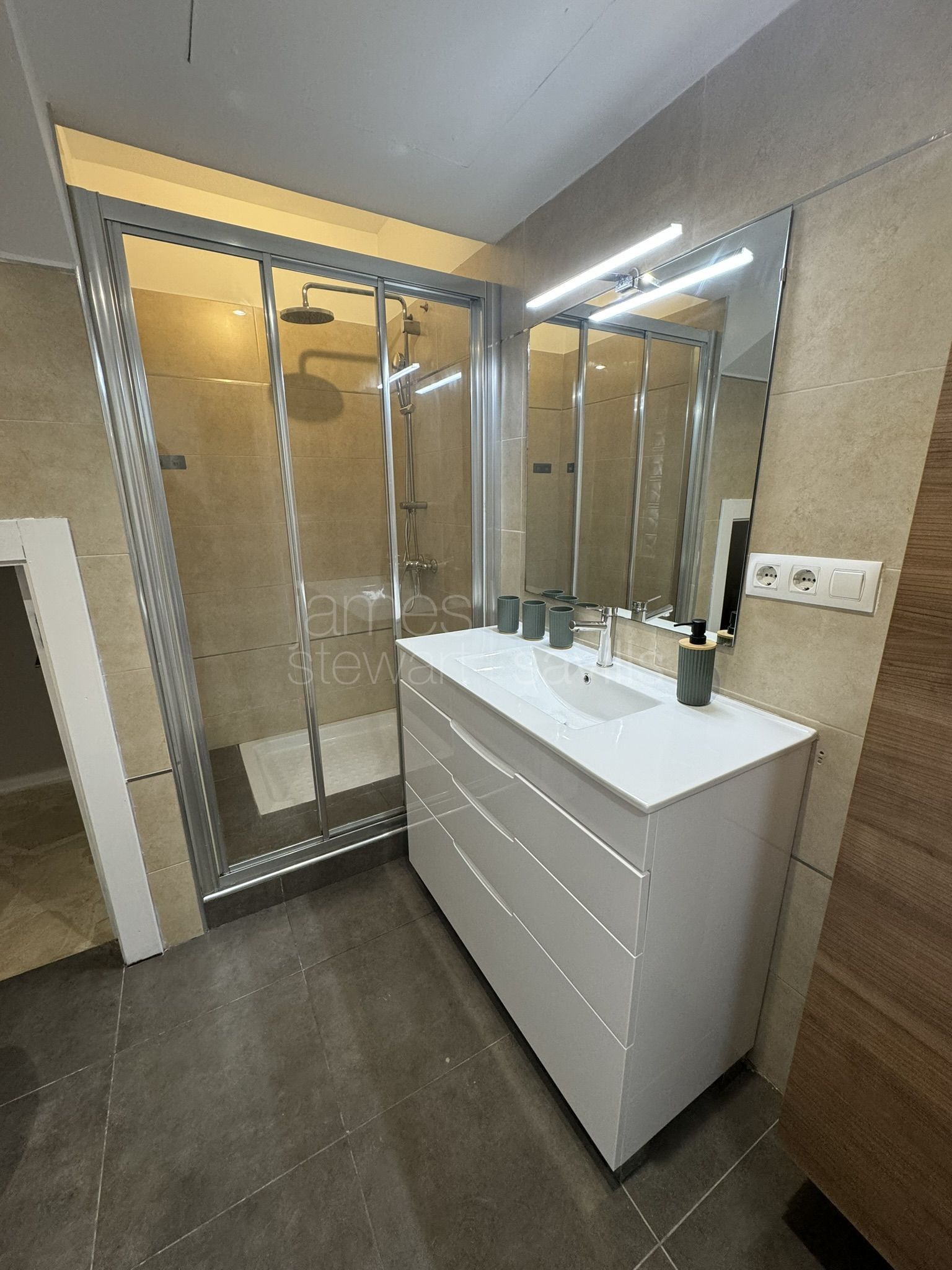 Ground-Floor Apartment for Sale in Pueblo Nuevo de Guadiaro, Sotogrande