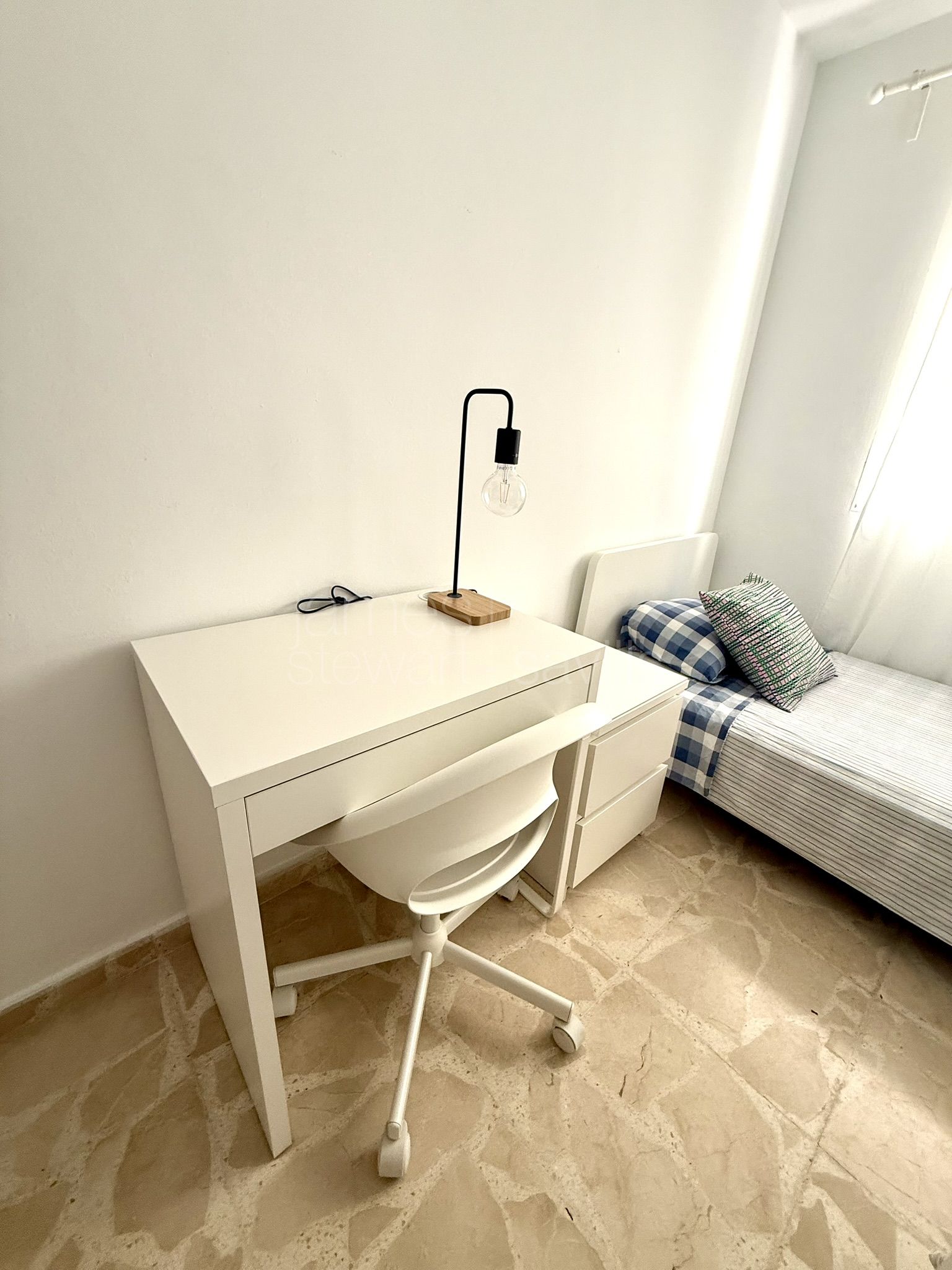 Ground-Floor Apartment for Sale in Pueblo Nuevo de Guadiaro, Sotogrande