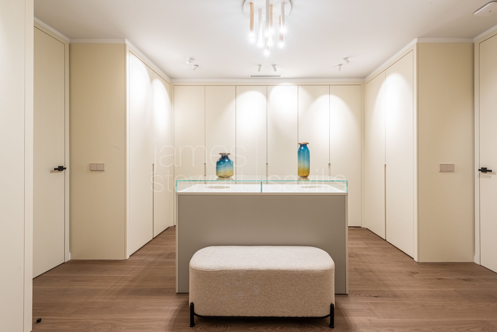 Villa contemporánea junto al hoyo 17 del Real Club Valderrama, Sotogrande