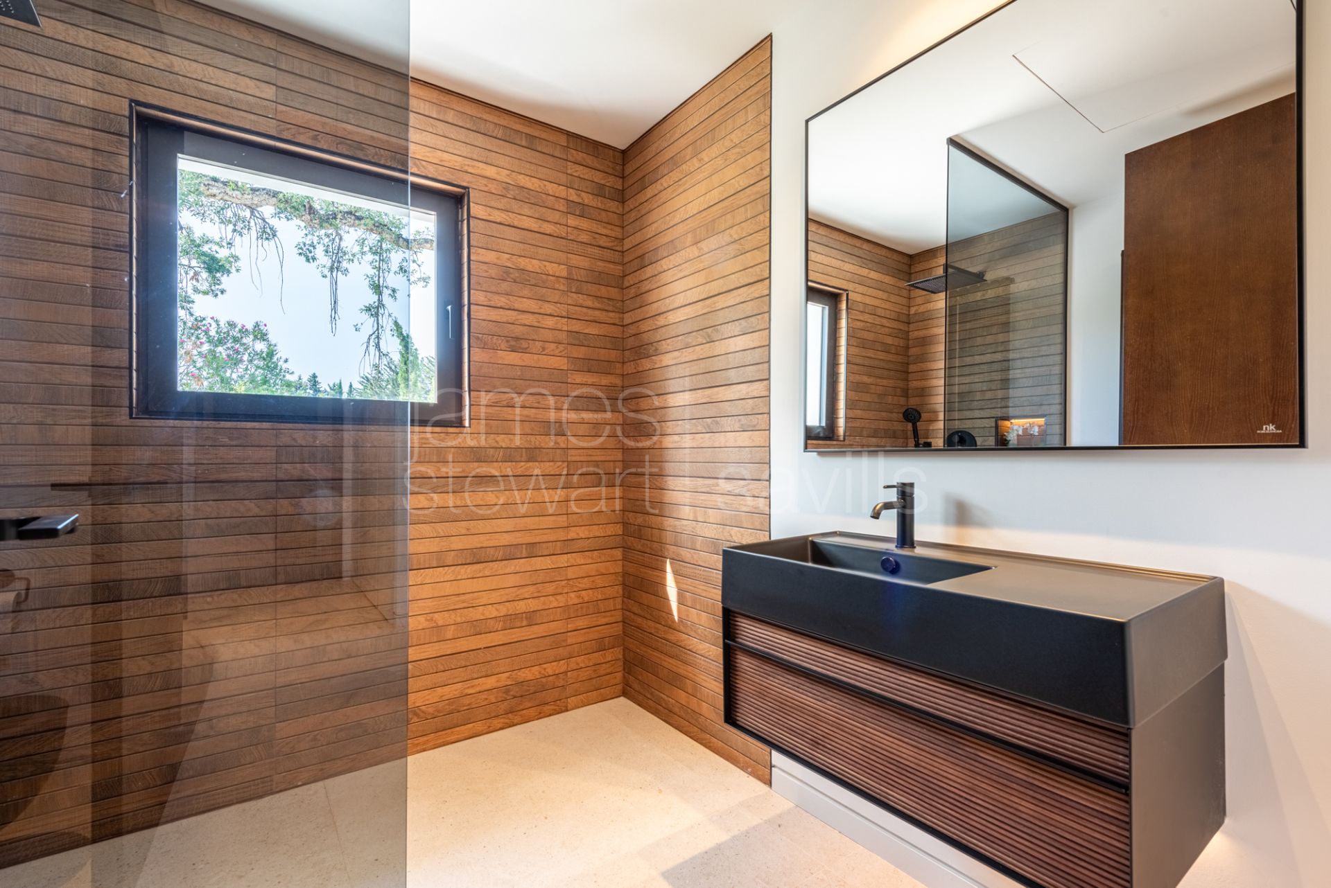 Villa contemporánea junto al hoyo 17 del Real Club Valderrama, Sotogrande