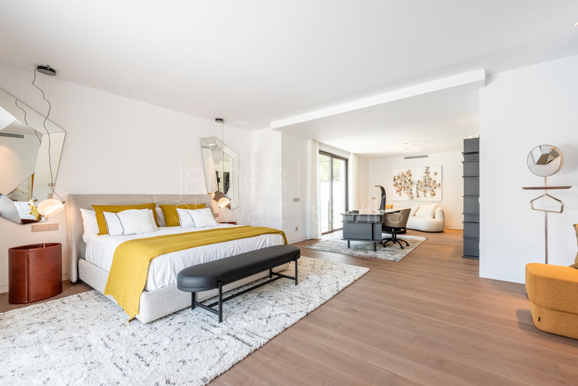 Villa contemporánea junto al hoyo 17 del Real Club Valderrama, Sotogrande
