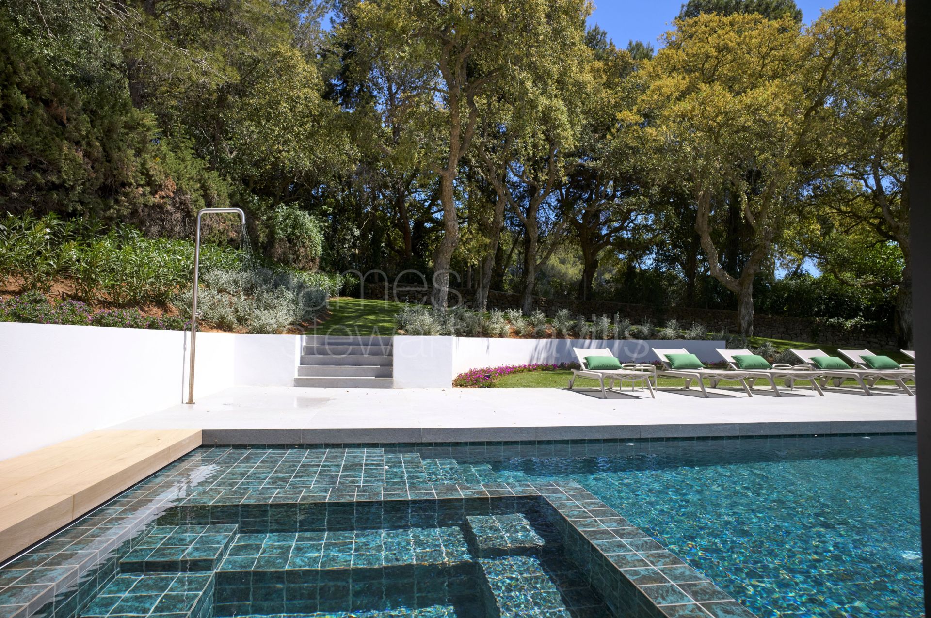 Villa contemporánea junto al hoyo 17 del Real Club Valderrama, Sotogrande