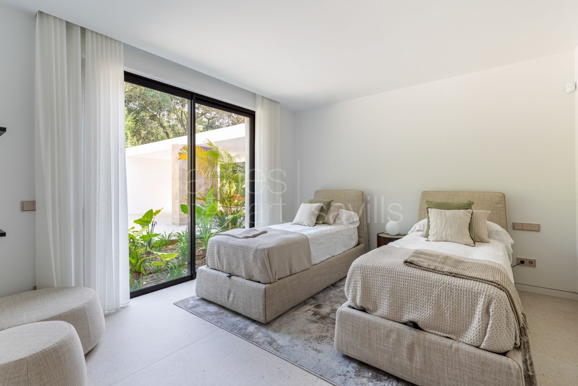 Villa contemporánea junto al hoyo 17 del Real Club Valderrama, Sotogrande