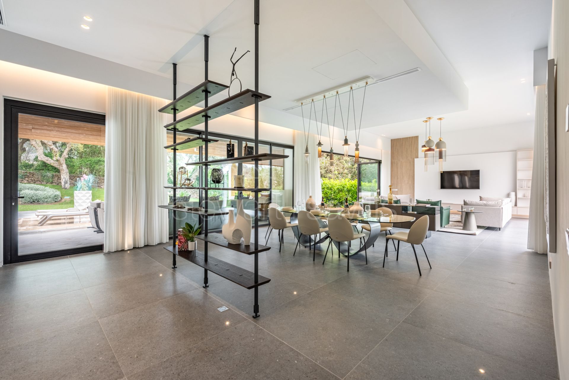 Villa contemporánea junto al hoyo 17 del Real Club Valderrama, Sotogrande