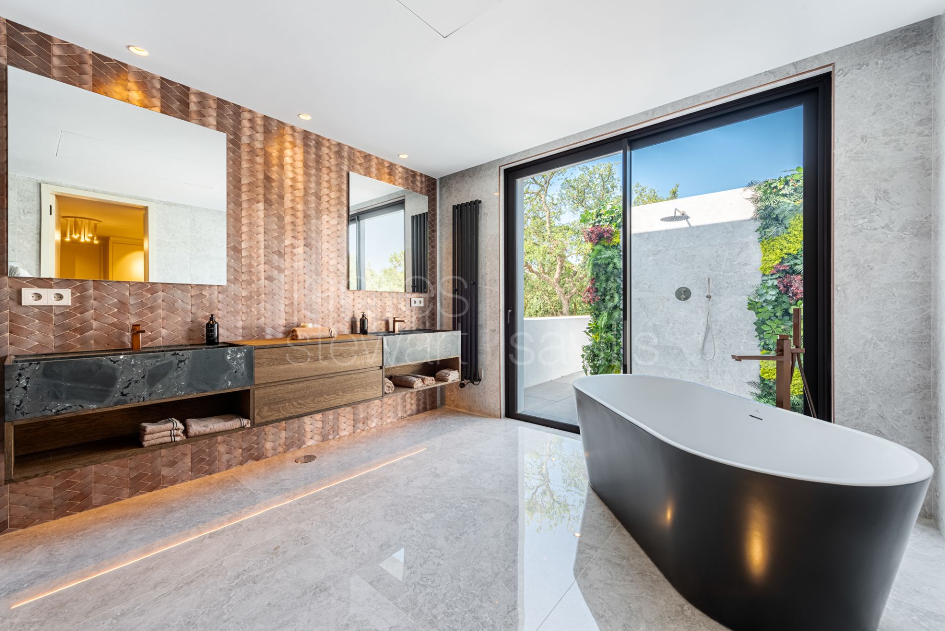 Villa contemporánea junto al hoyo 17 del Real Club Valderrama, Sotogrande