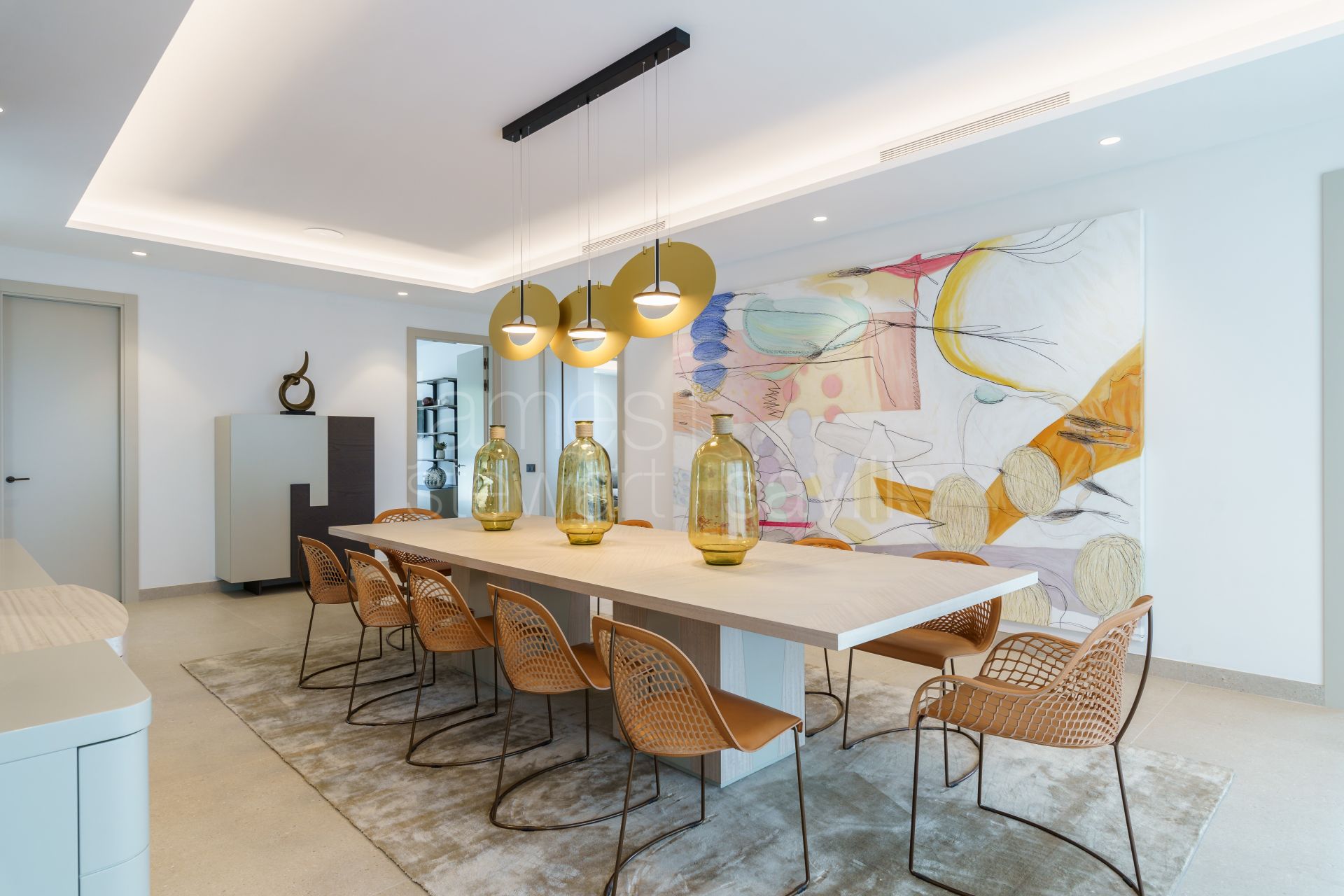 Contemporary villa with sea views in La Zagaleta