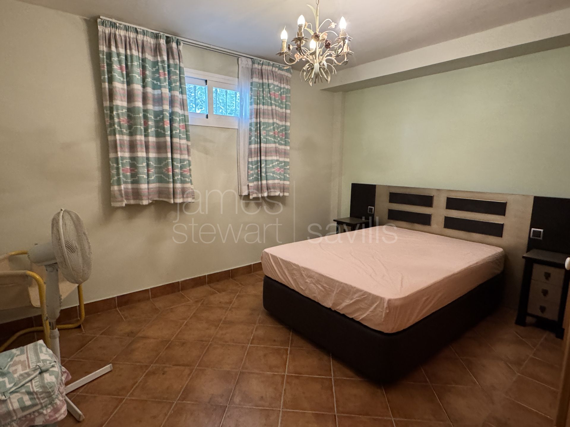 Amplia villa familiar con gran piscina y jardin cerca del Colegio Internacional de Sotogrande
