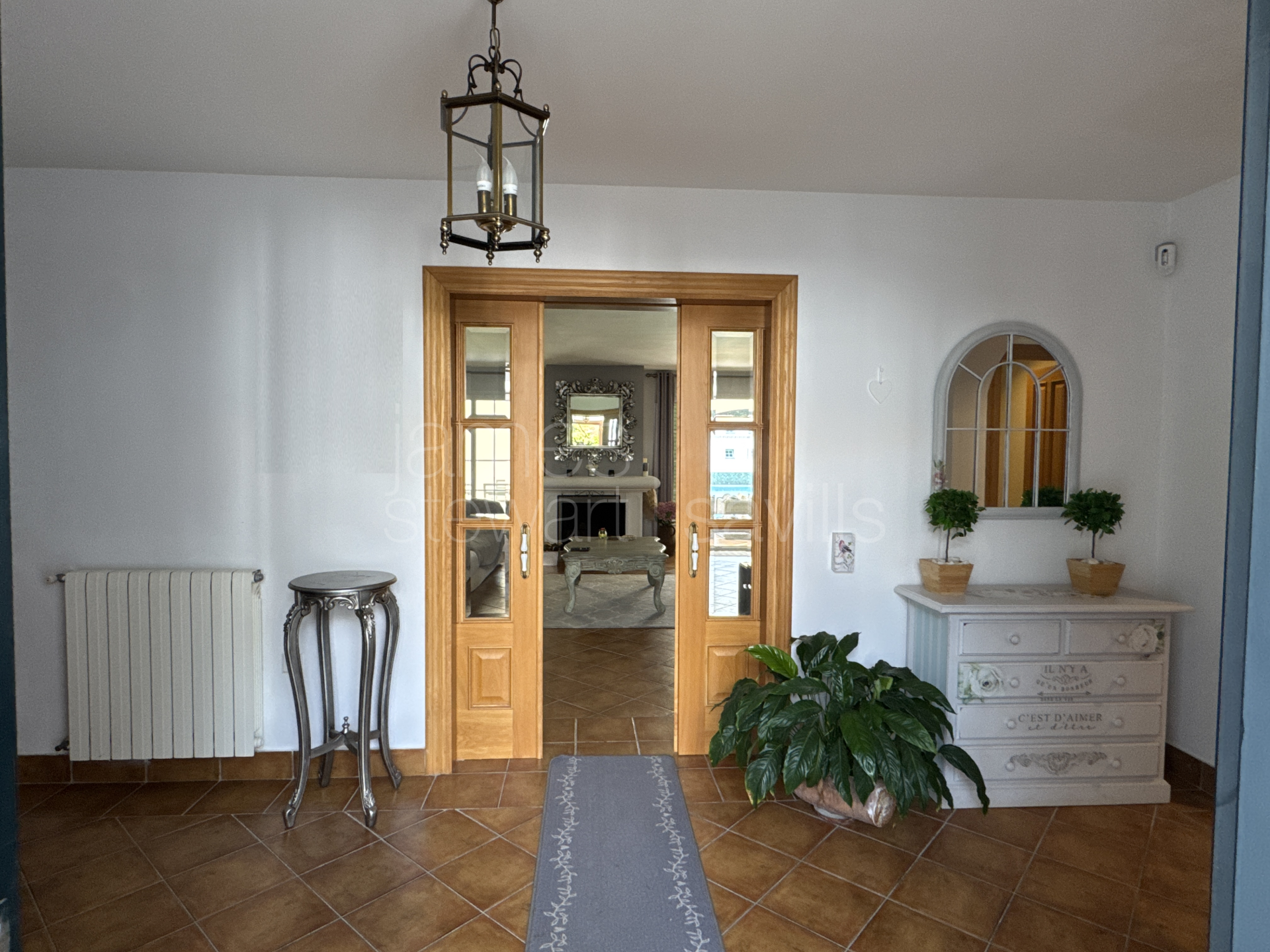 Amplia villa familiar con gran piscina y jardin cerca del Colegio Internacional de Sotogrande