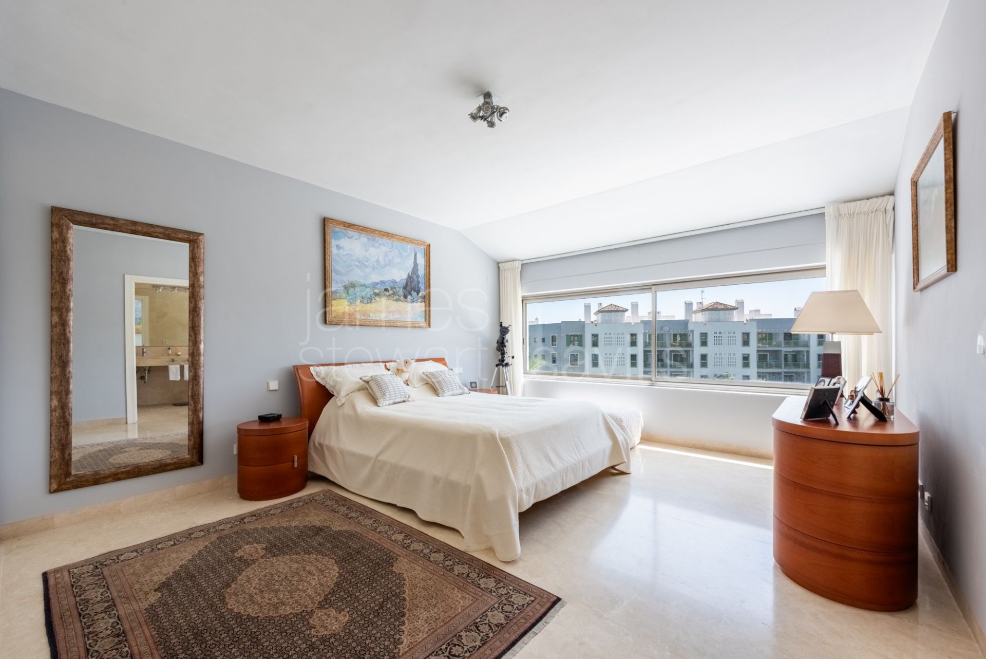 South facing Duplex penthouse in Sotogrande Marina