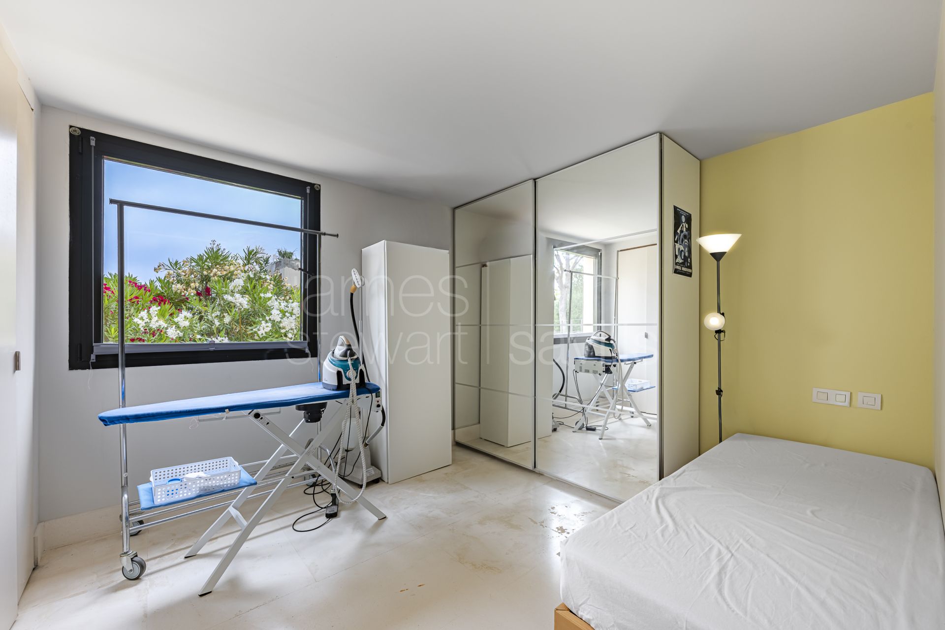 Villa contemporánea con casa de invitados en Las Cimas I, Sotogrande Alto