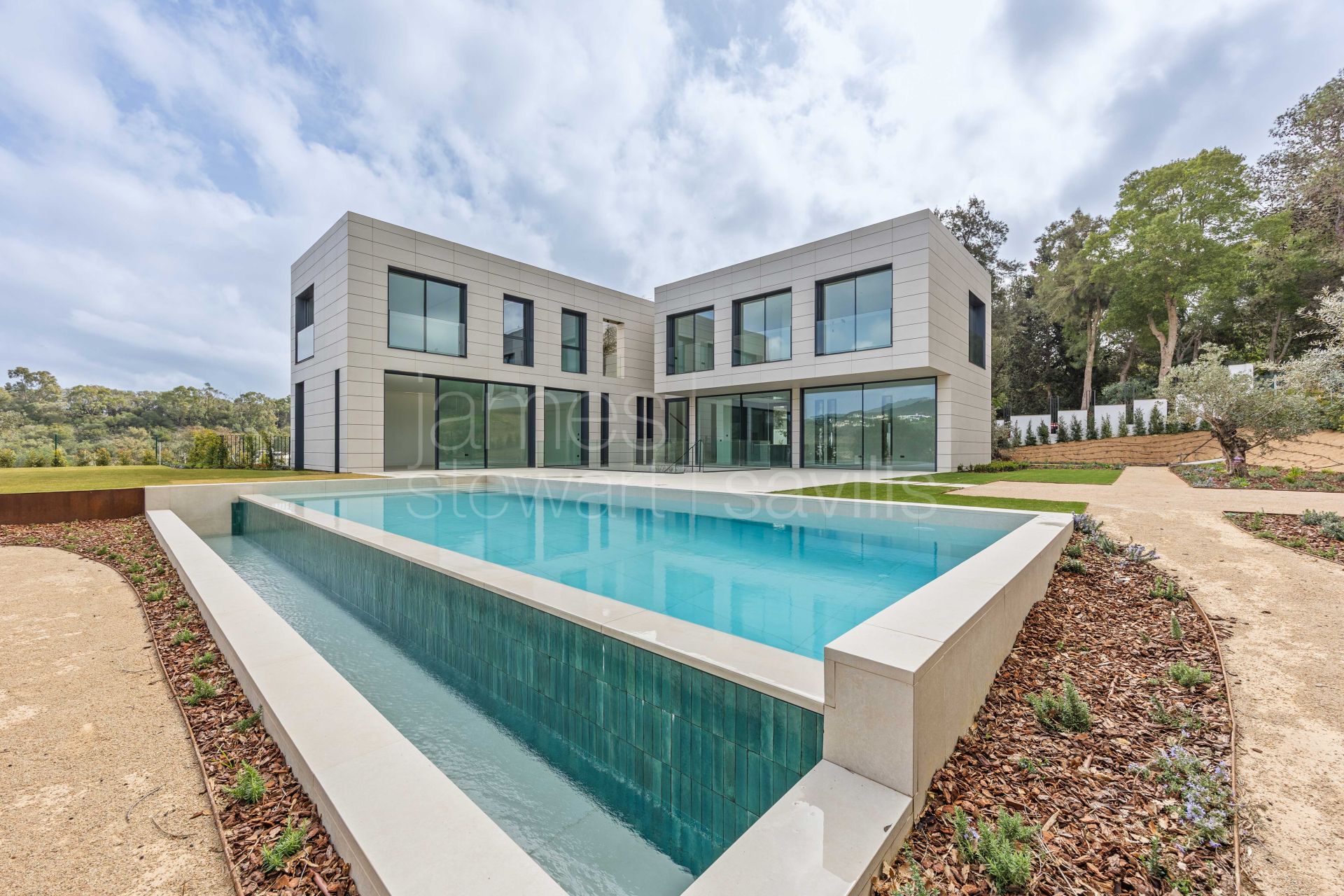 Contemporary Six-Bedroom Villa in Sotogrande Alto