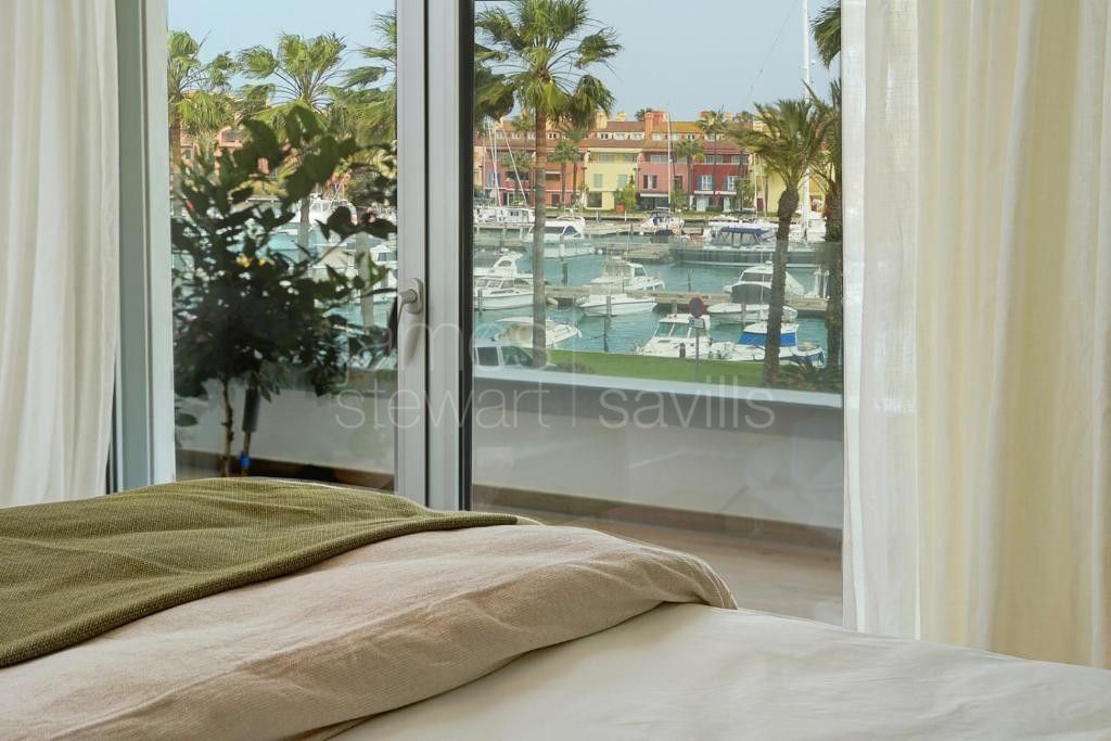 Apartamento de dos dormitorios en La Marina de Sotogrande
