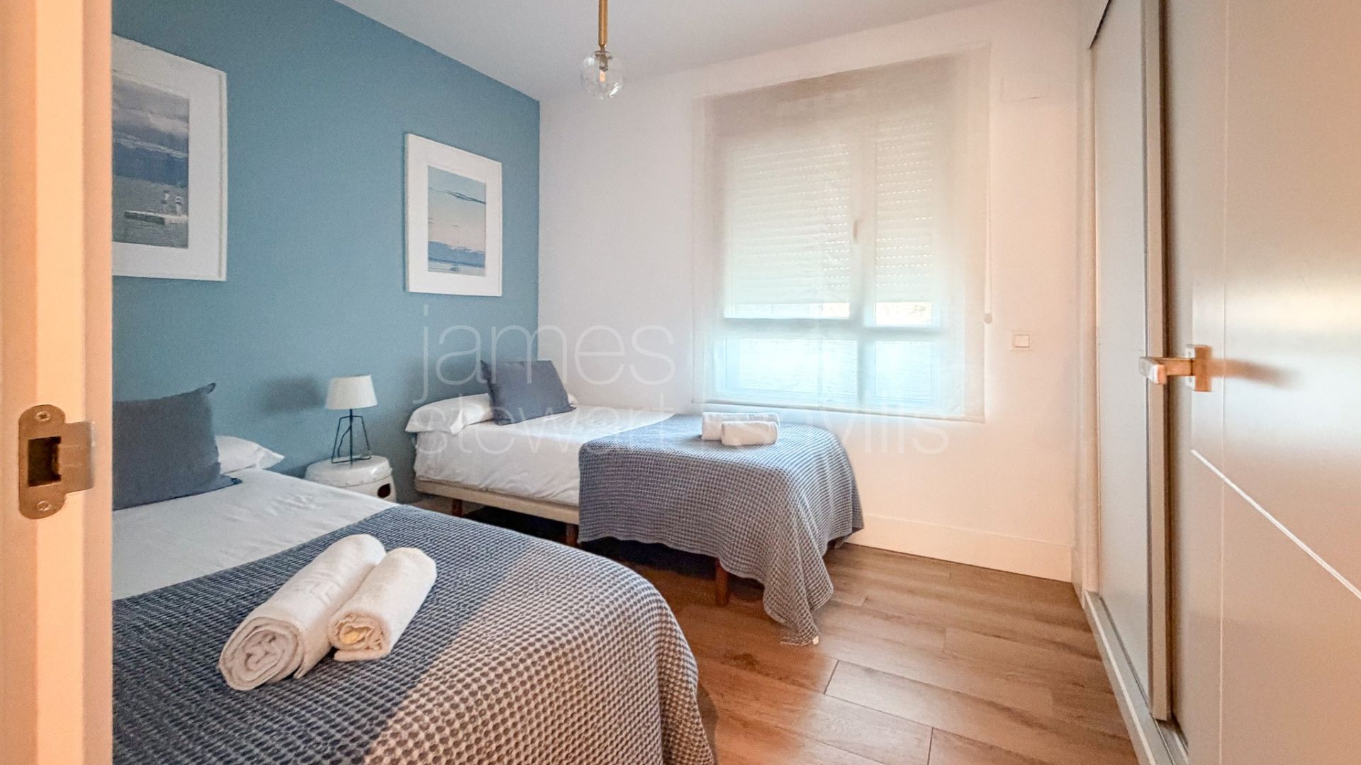 Two-bedroom apartment for sale in Sotogrande Marina
