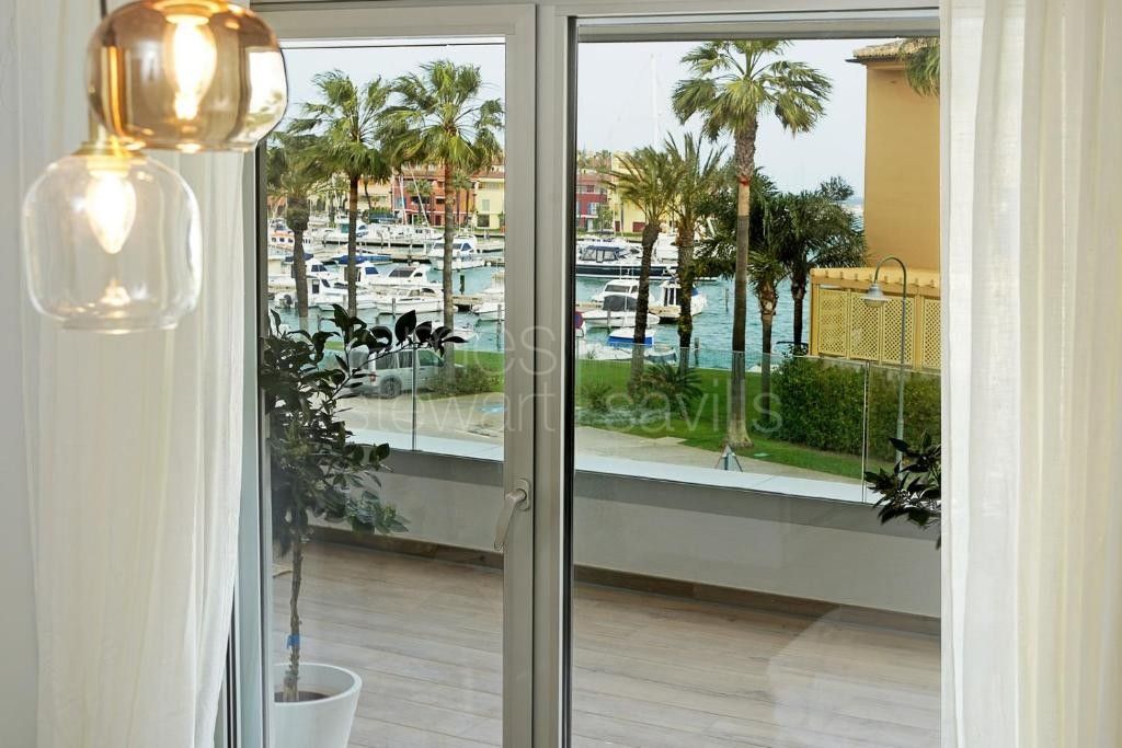Apartamento de dos dormitorios en La Marina de Sotogrande