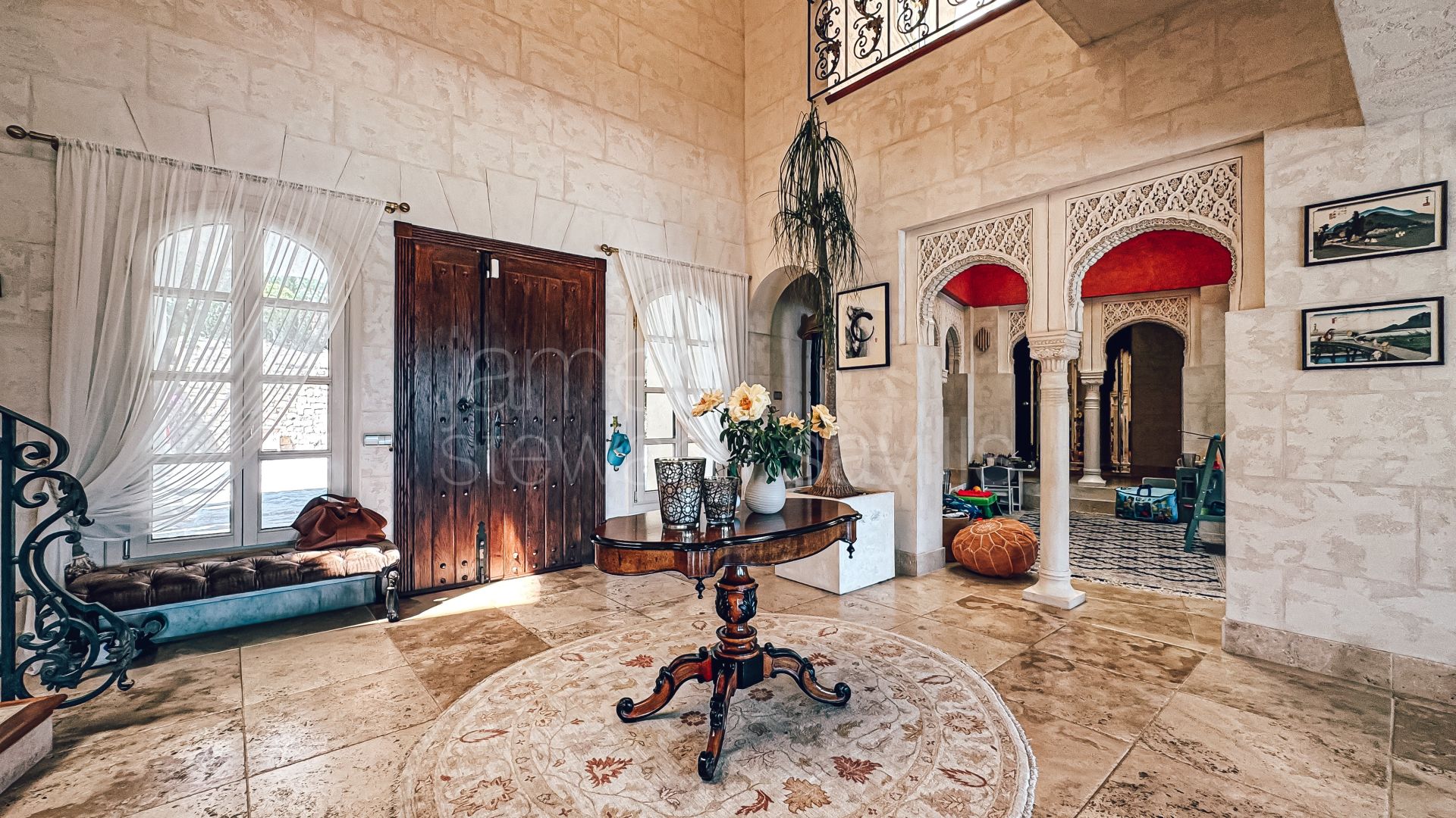 Villa reformada con vistas panorámicas al mar en La Zagaleta, Benahavís